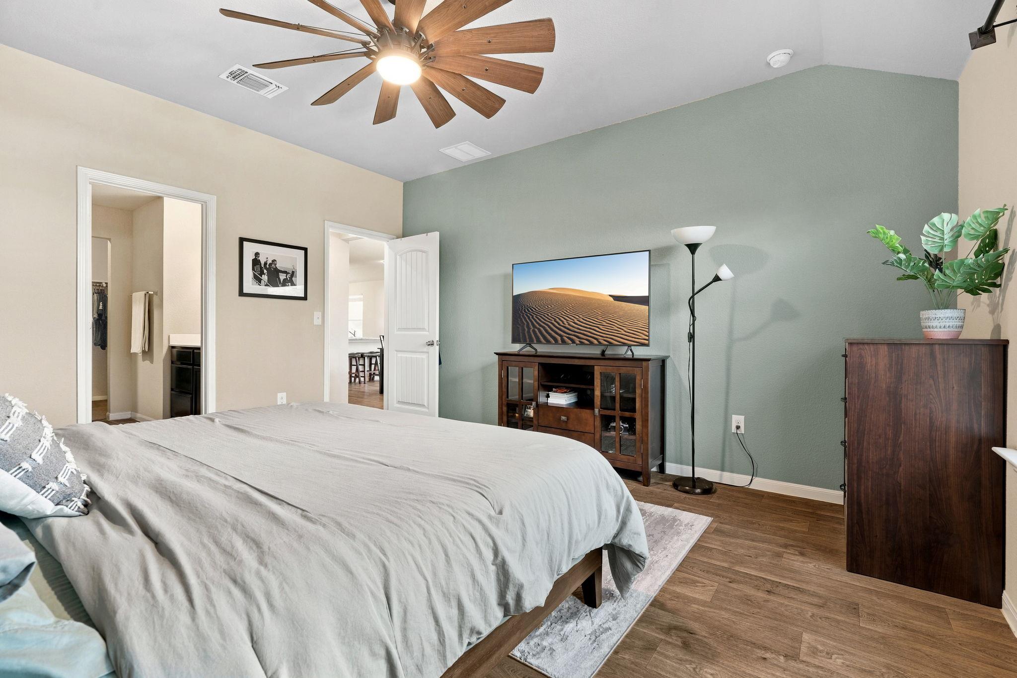 12300 Riprap DR