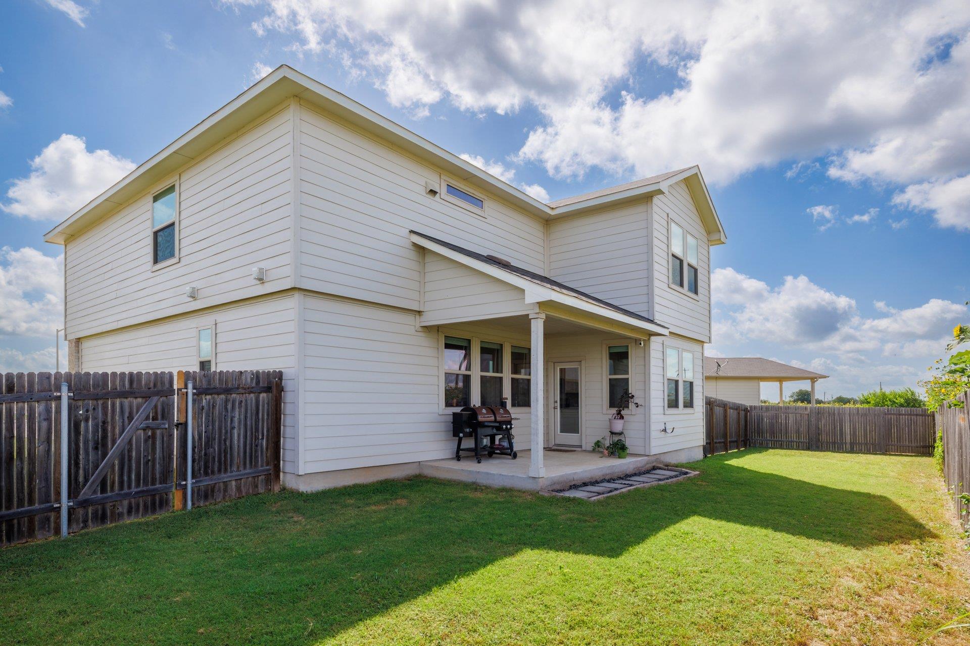 314 Sunshine LN
