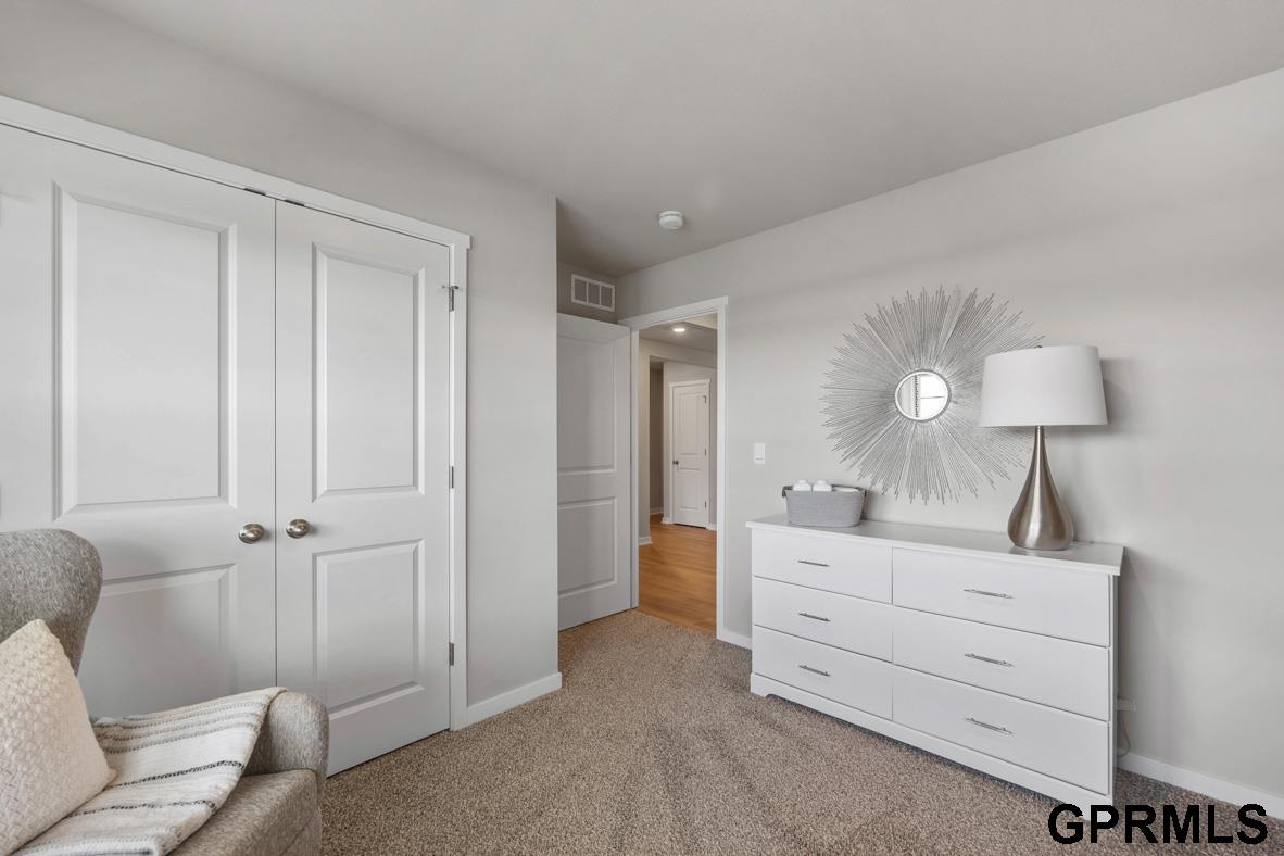 8031 N 170 Terrace