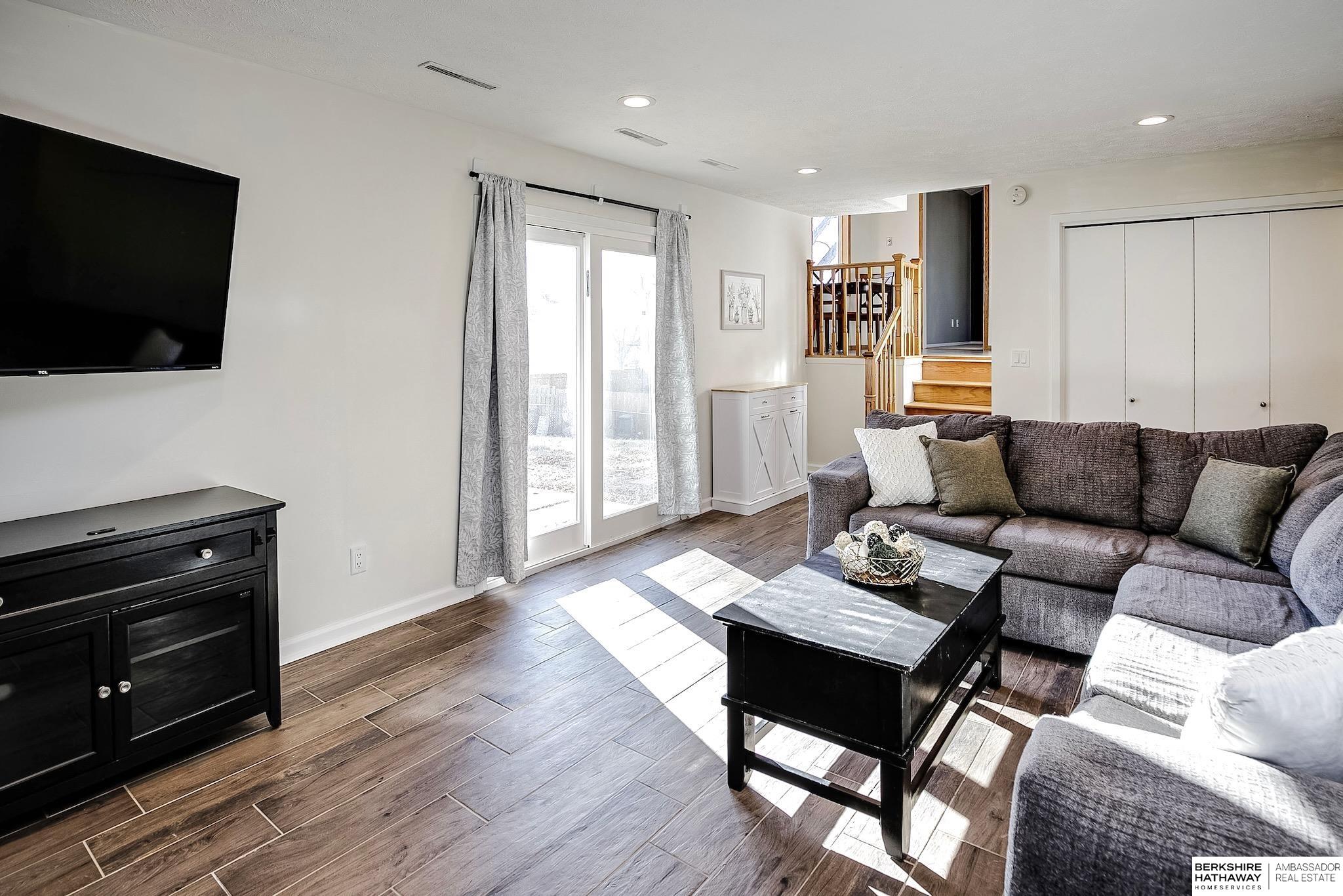 801 Tara Road