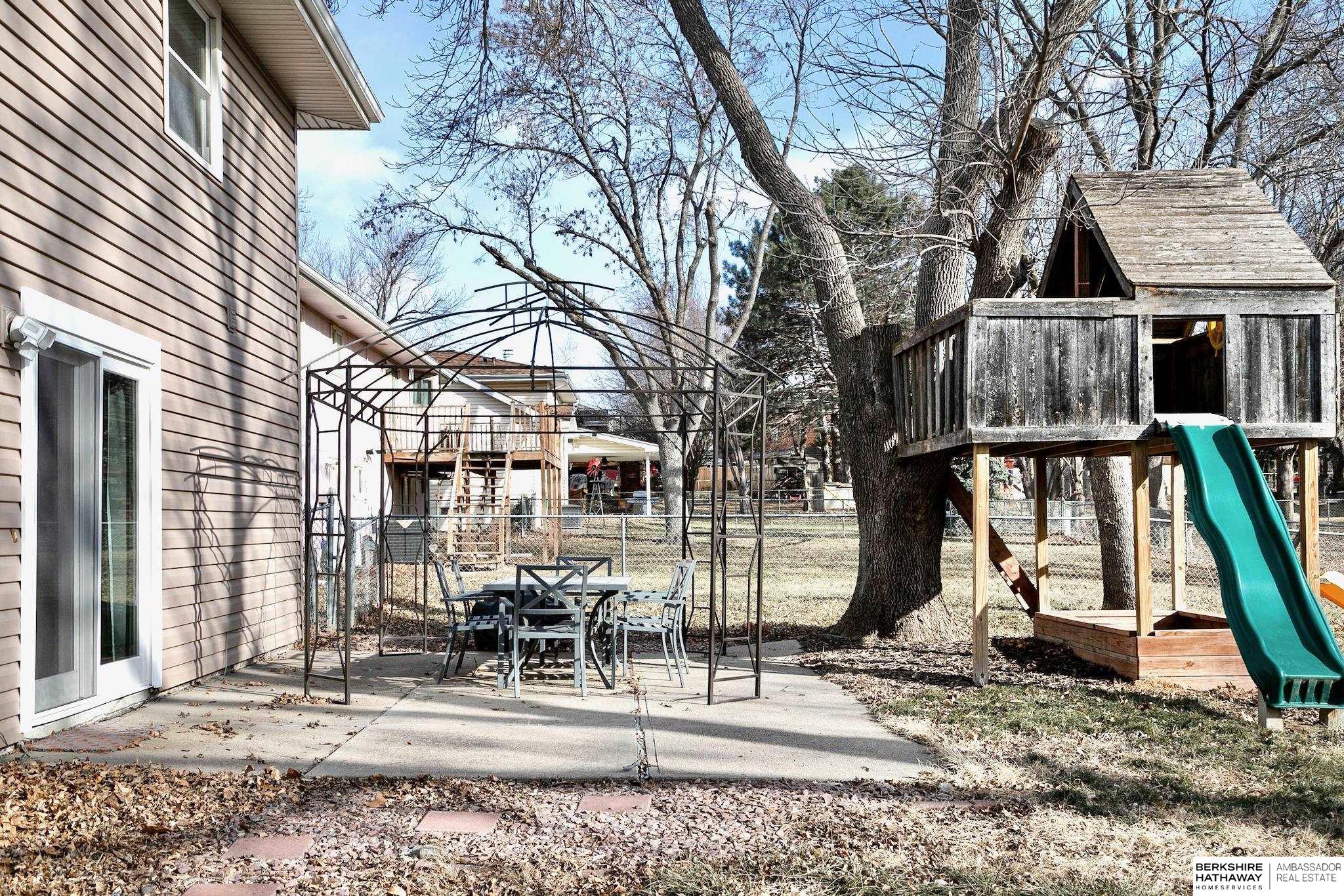 801 Tara Road