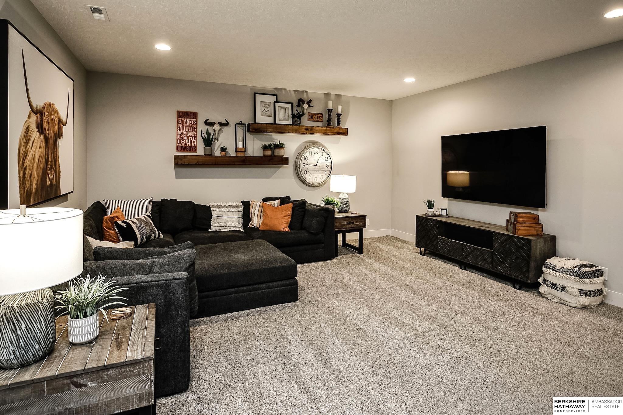 12716 S 78th Street