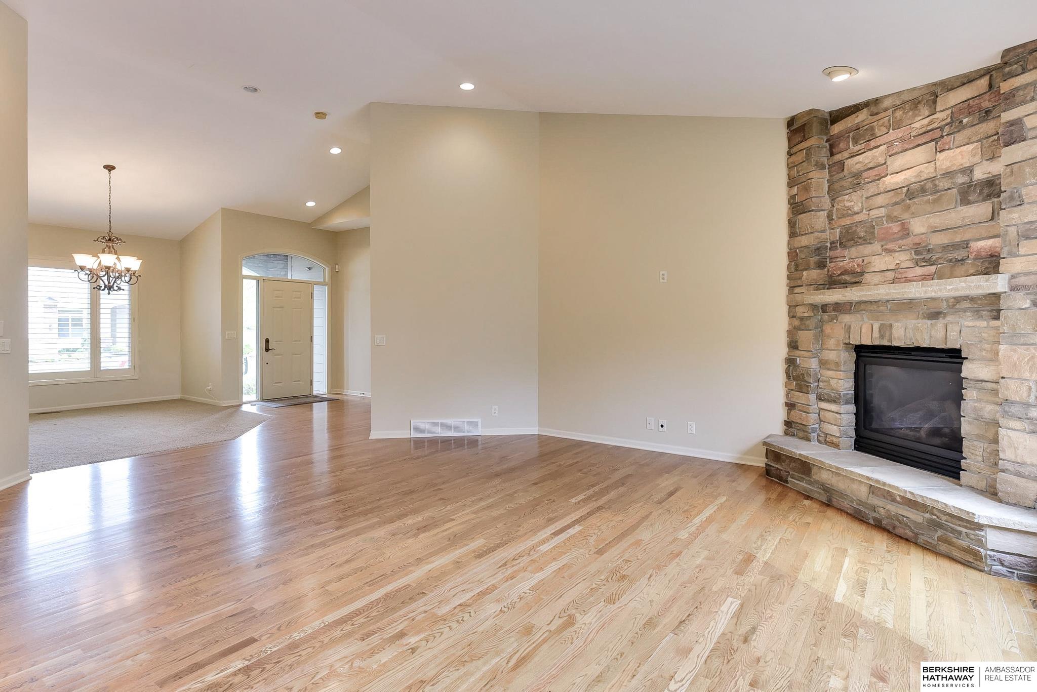 1414 S 189th Court