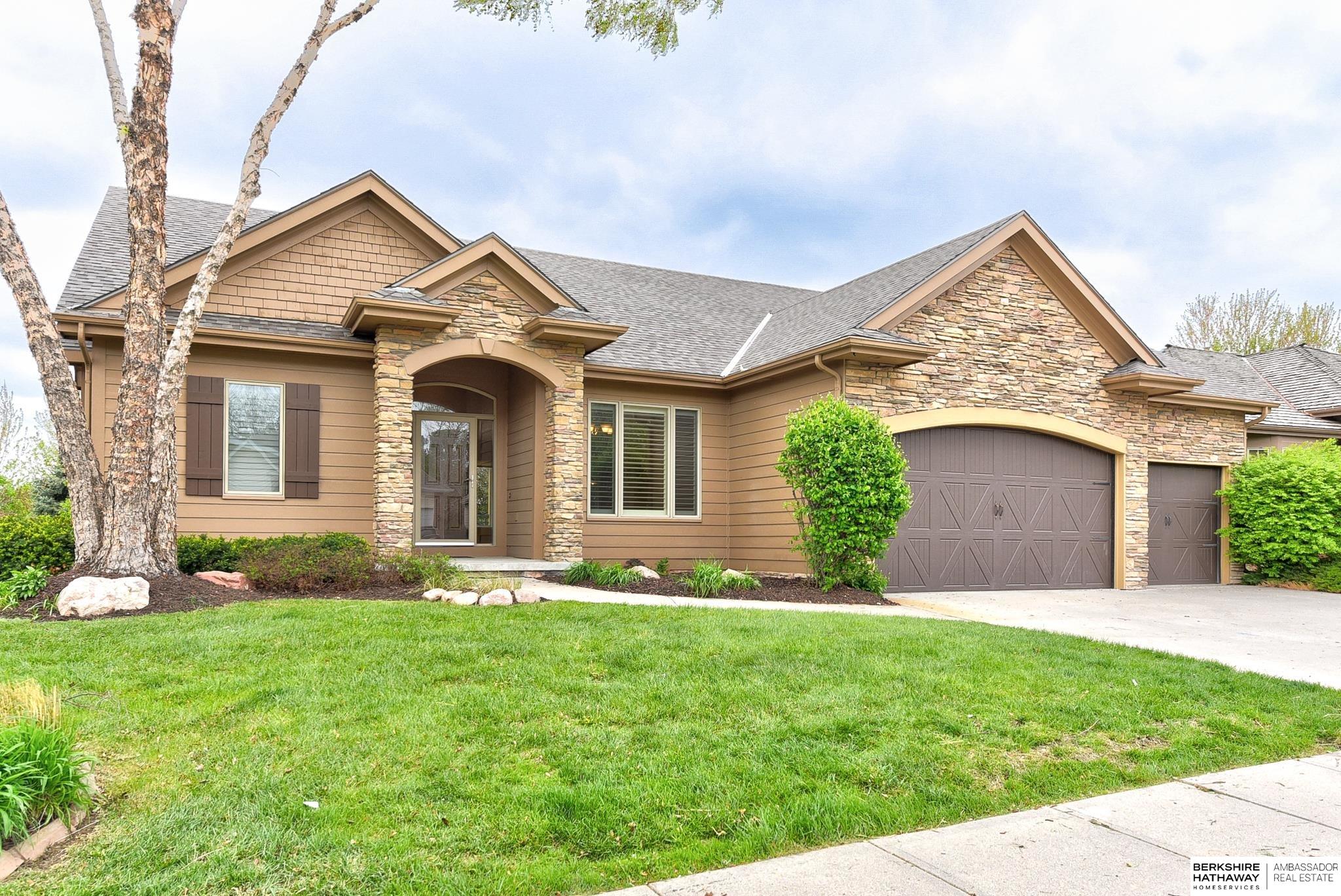 1414 S 189th Court
