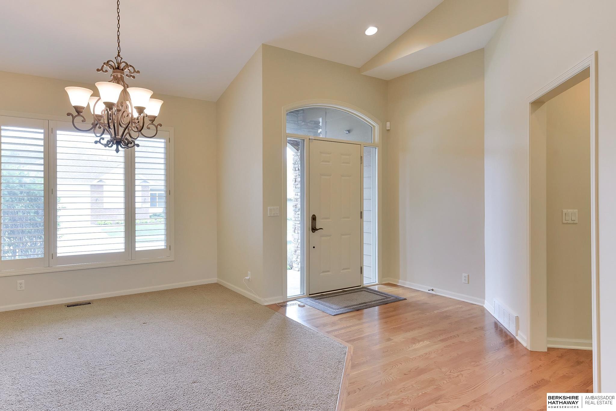 1414 S 189th Court