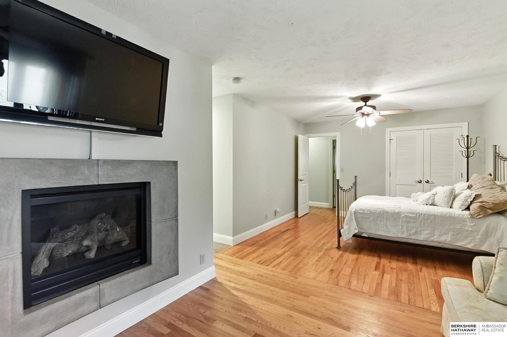 5824 Bay Meadows Road