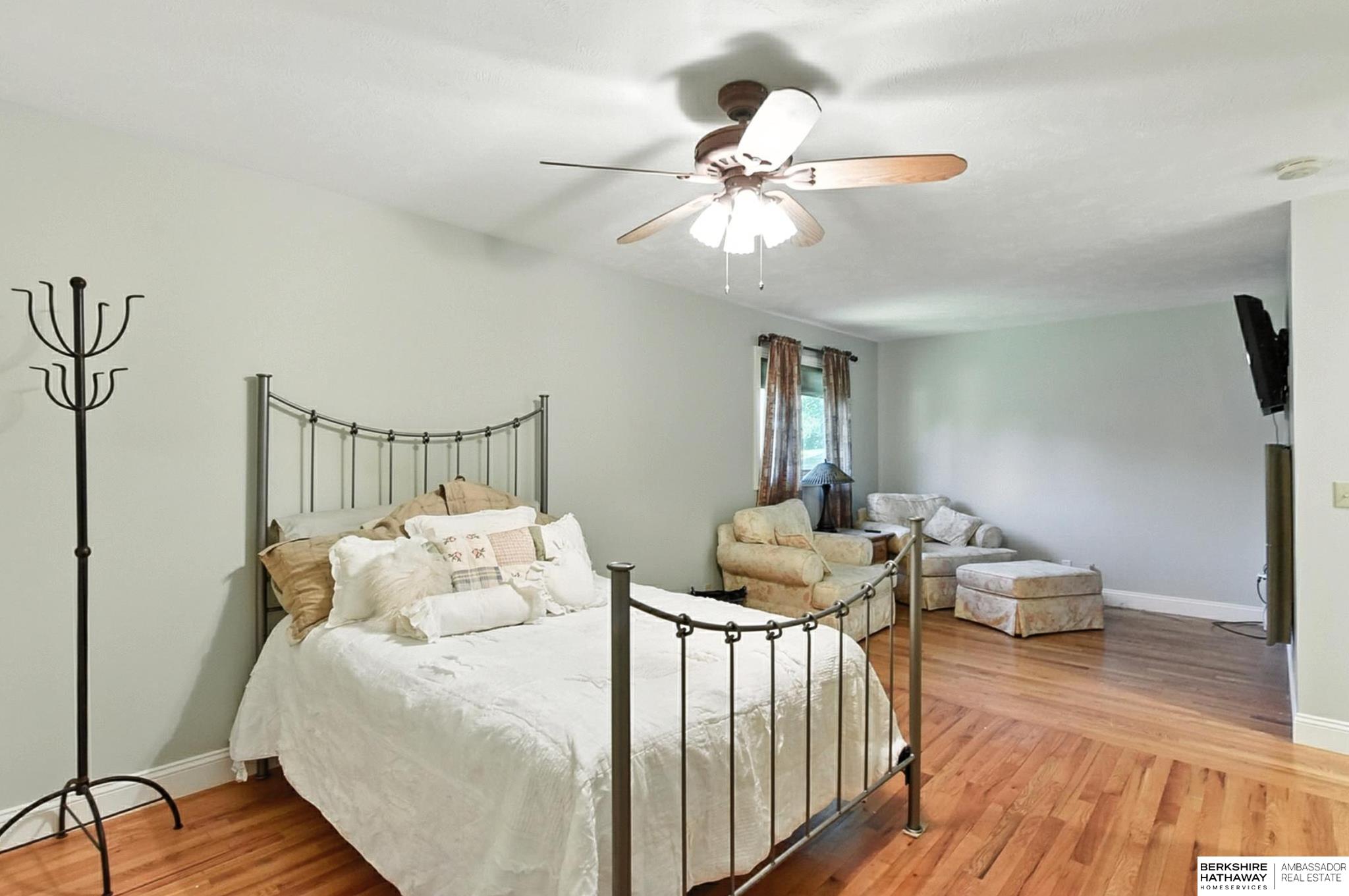 5824 Bay Meadows Road