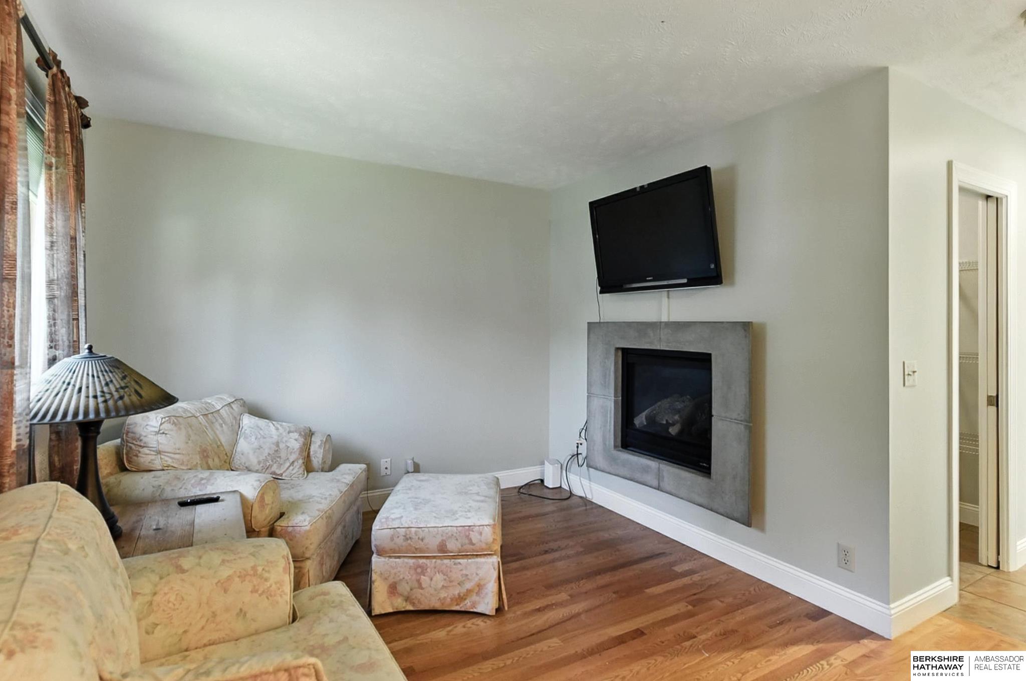 5824 Bay Meadows Road