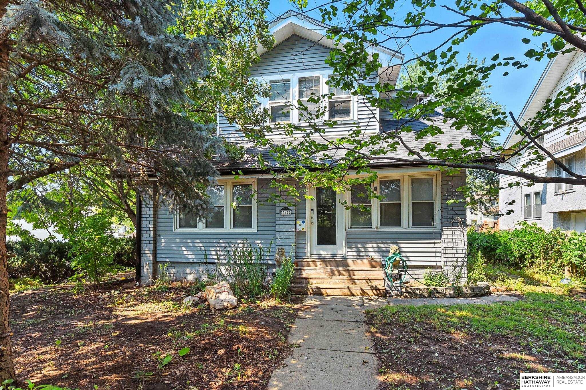 3340 Center Street