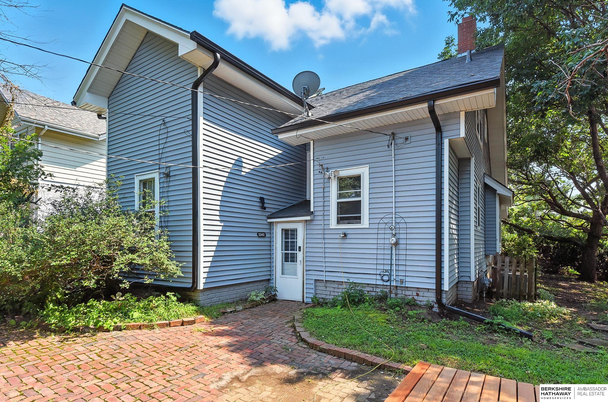 3340 Center Street
