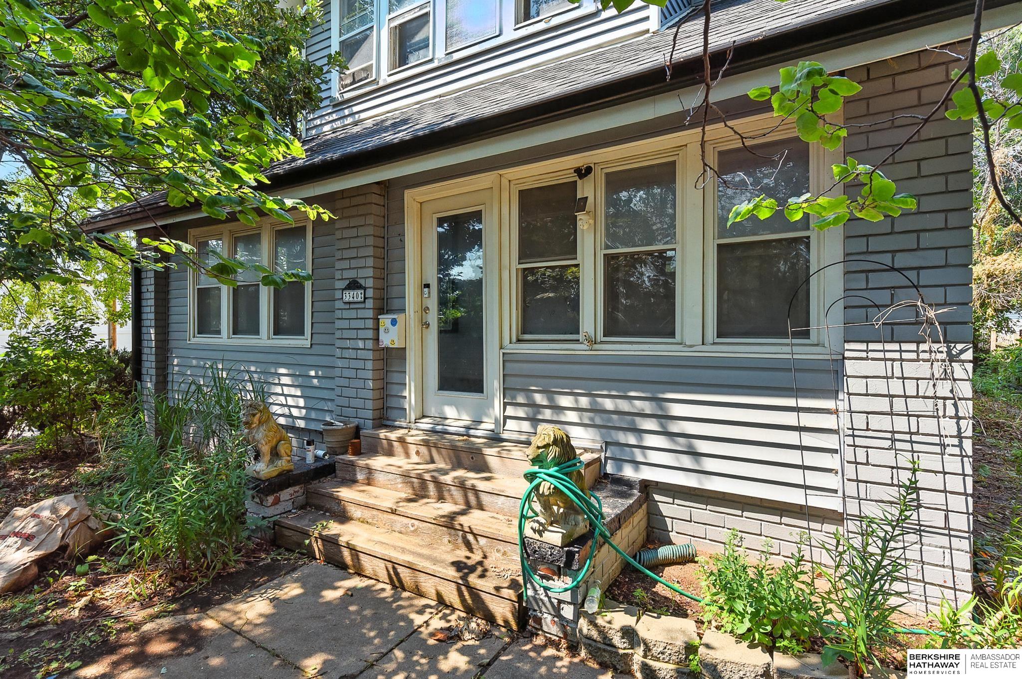 3340 Center Street