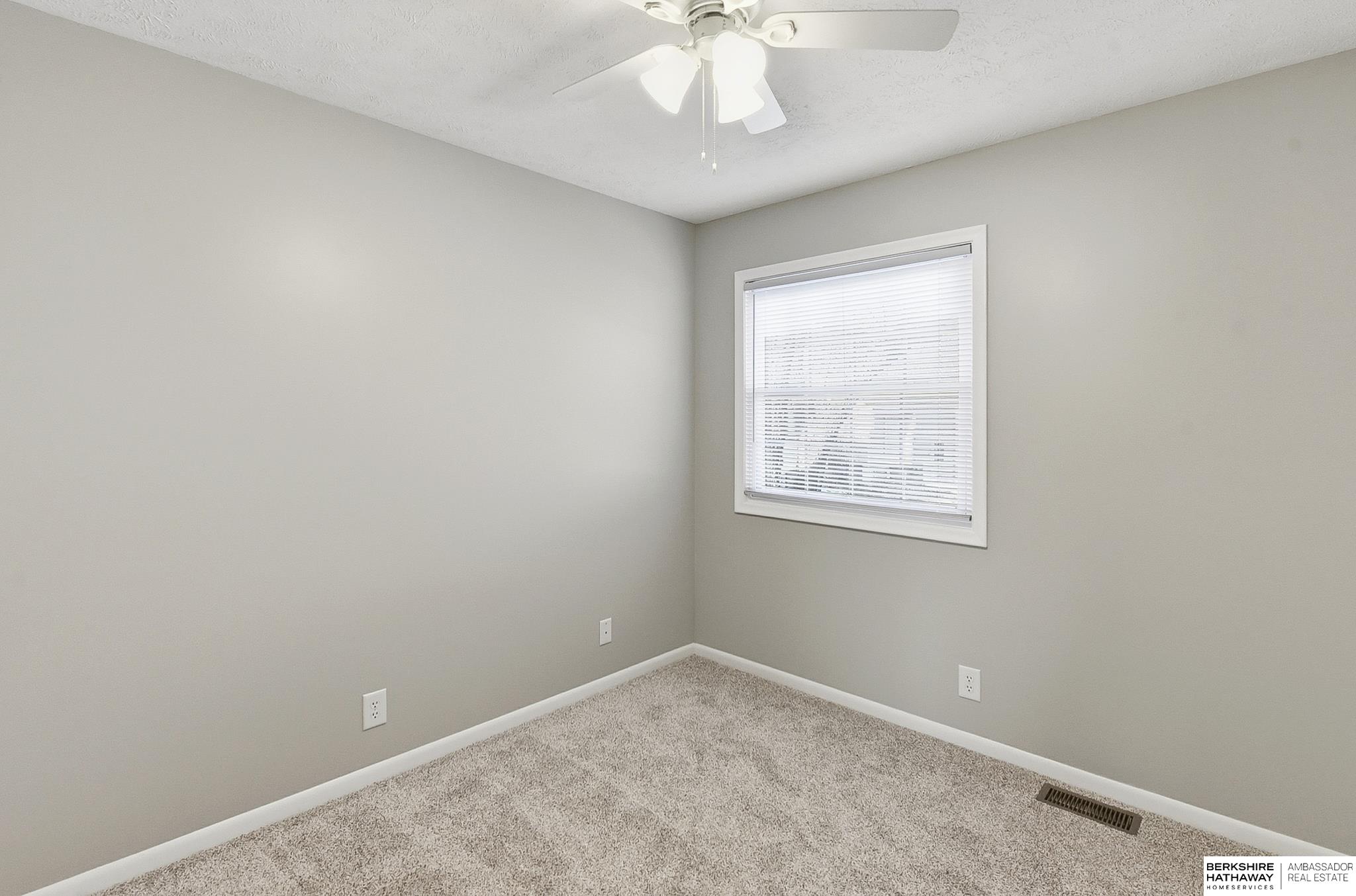 5180 S 147th Circle