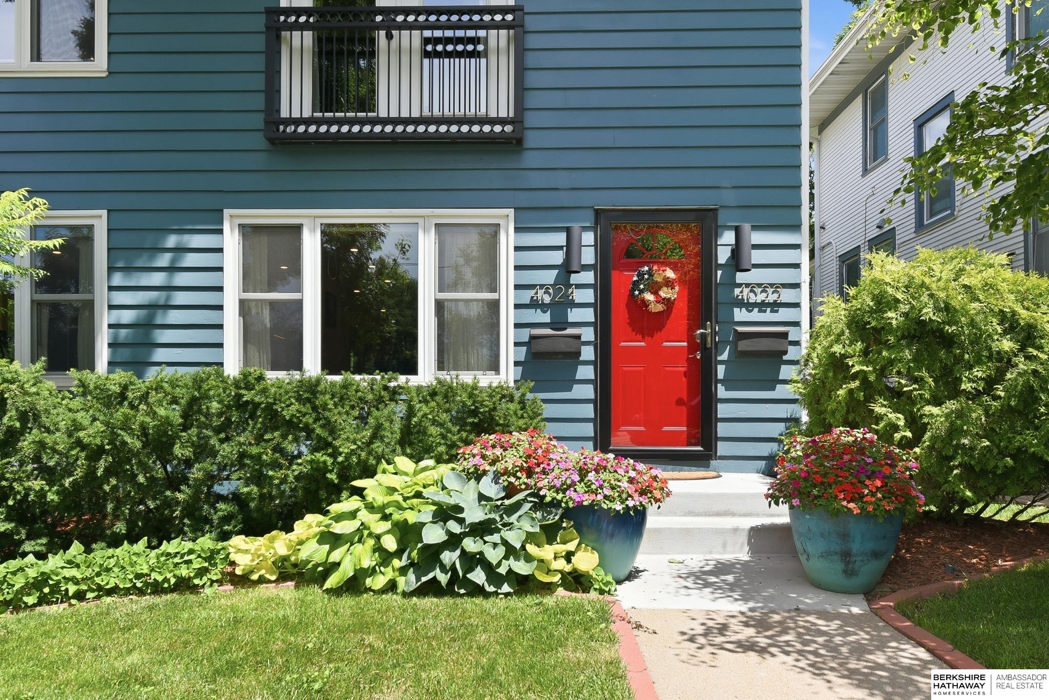 4022 & 4024 Burt Street