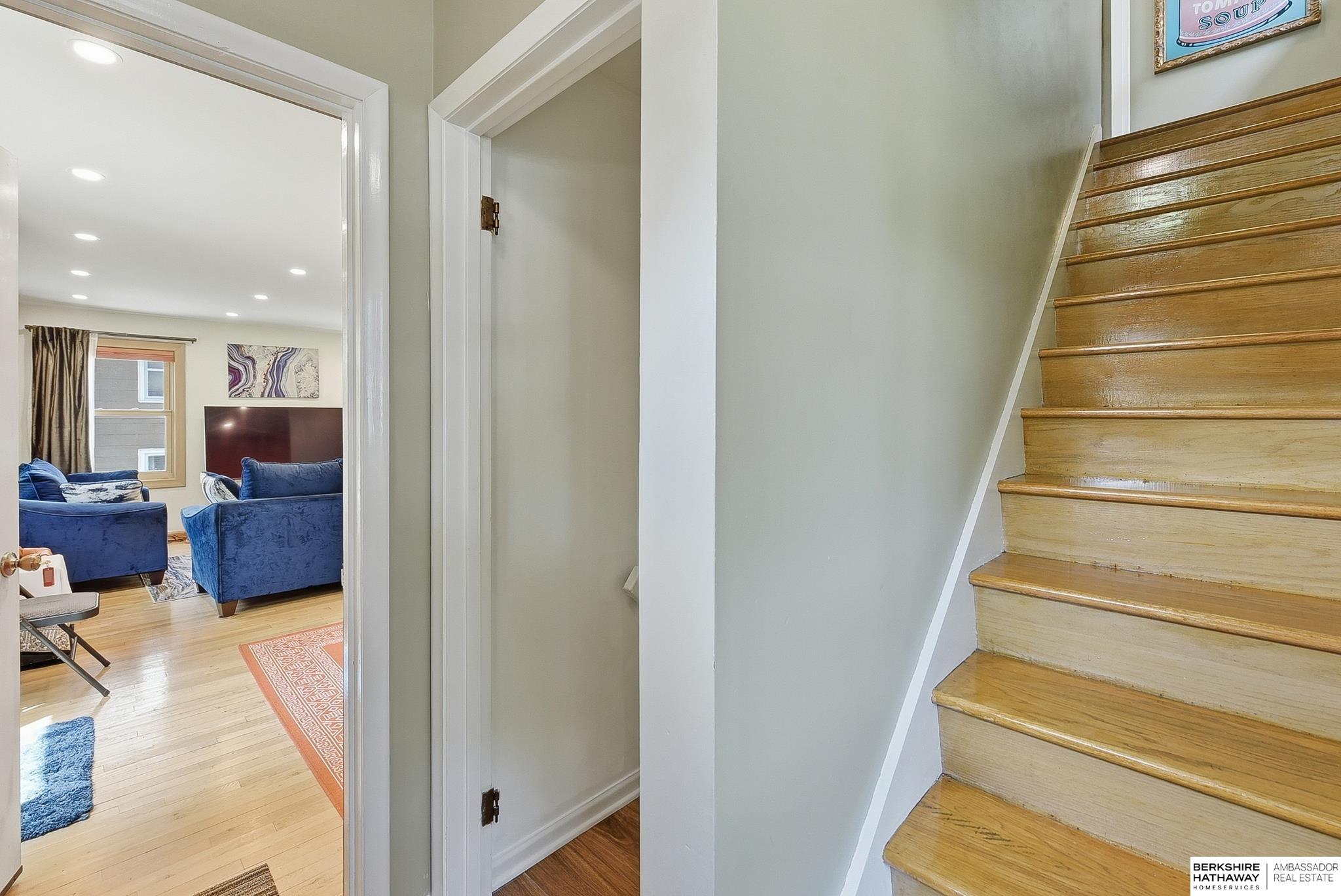 4022 & 4024 Burt Street