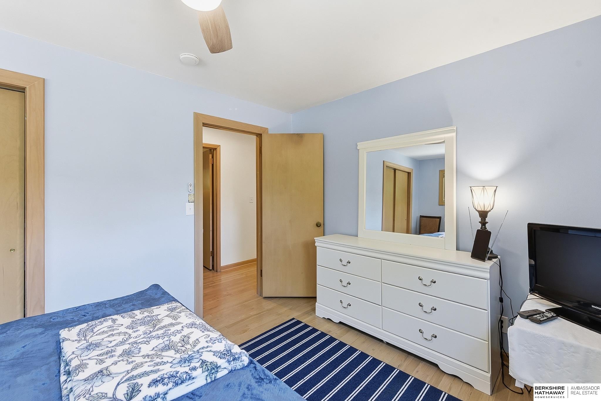 4022 & 4024 Burt Street