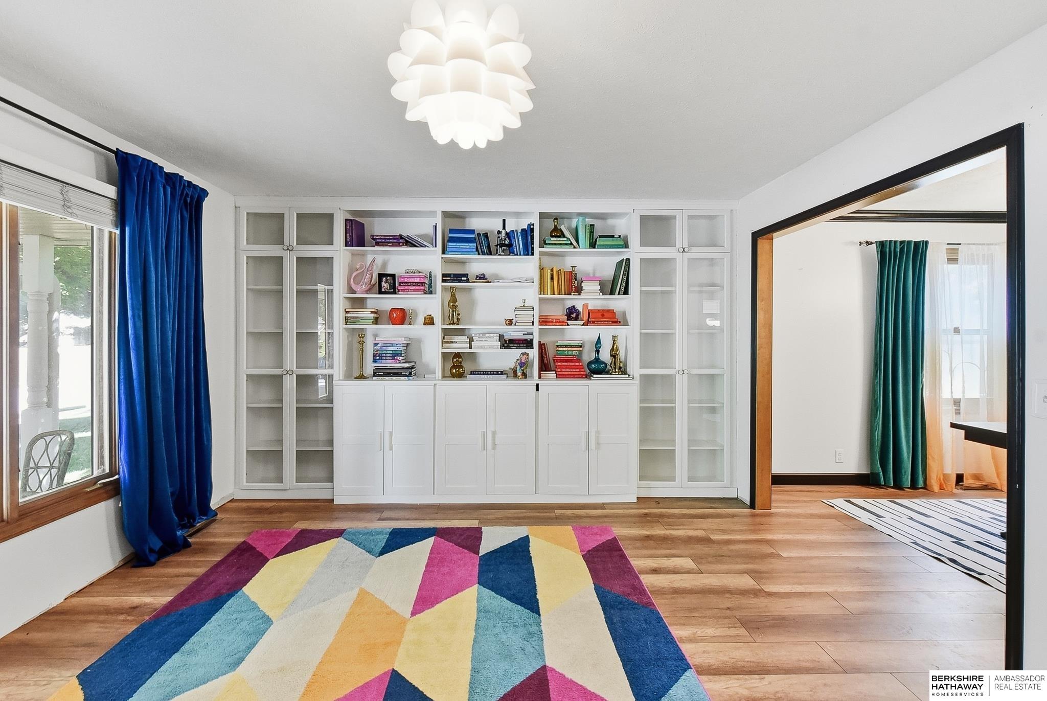 1212 Cedarwoods Drive