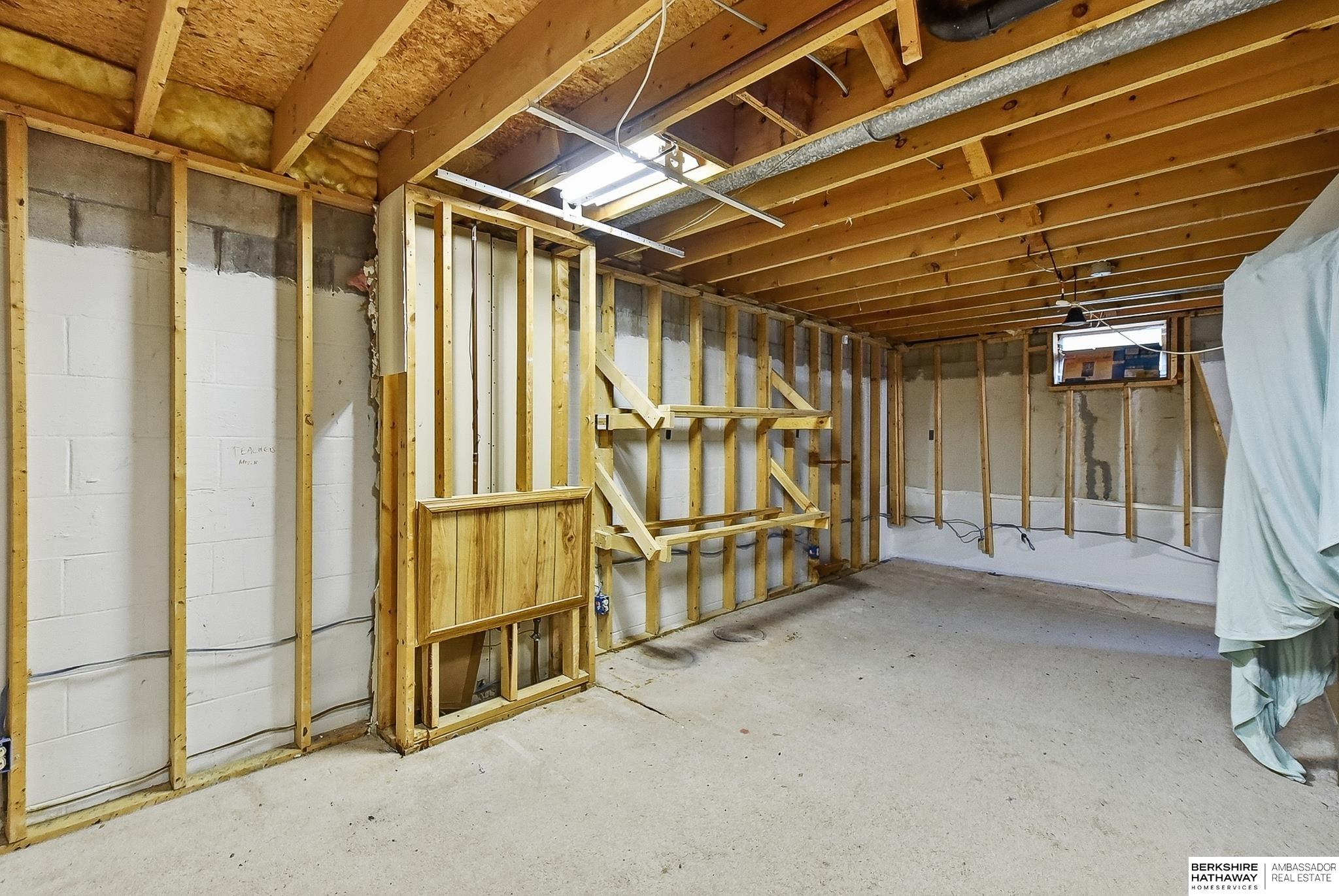 1212 Cedarwoods Drive