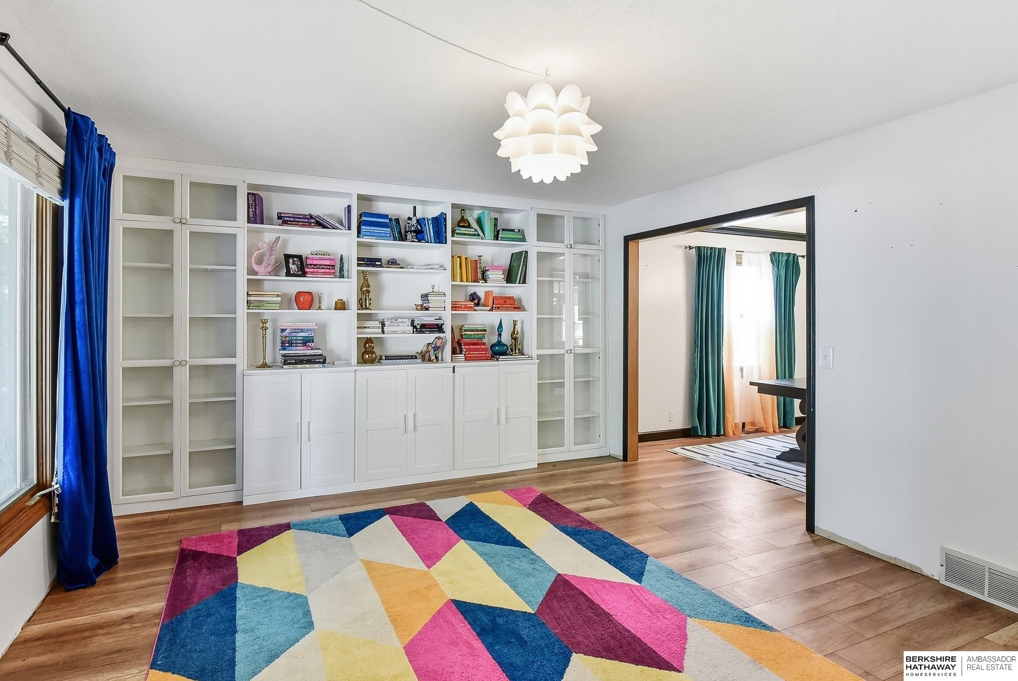 1212 Cedarwoods Drive