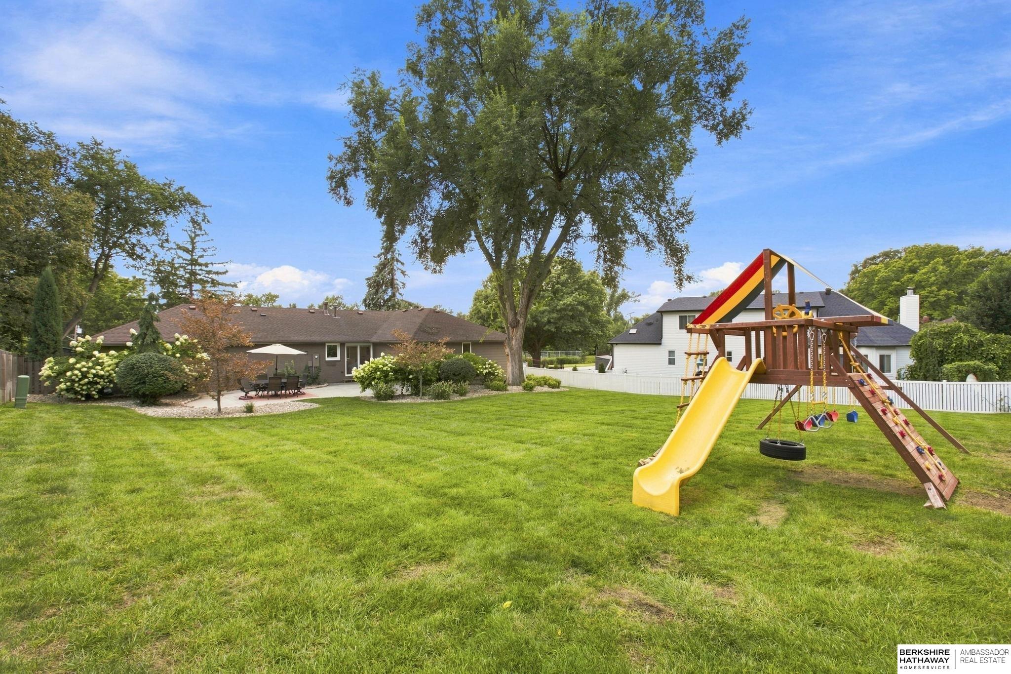 11714 Cryer Avenue