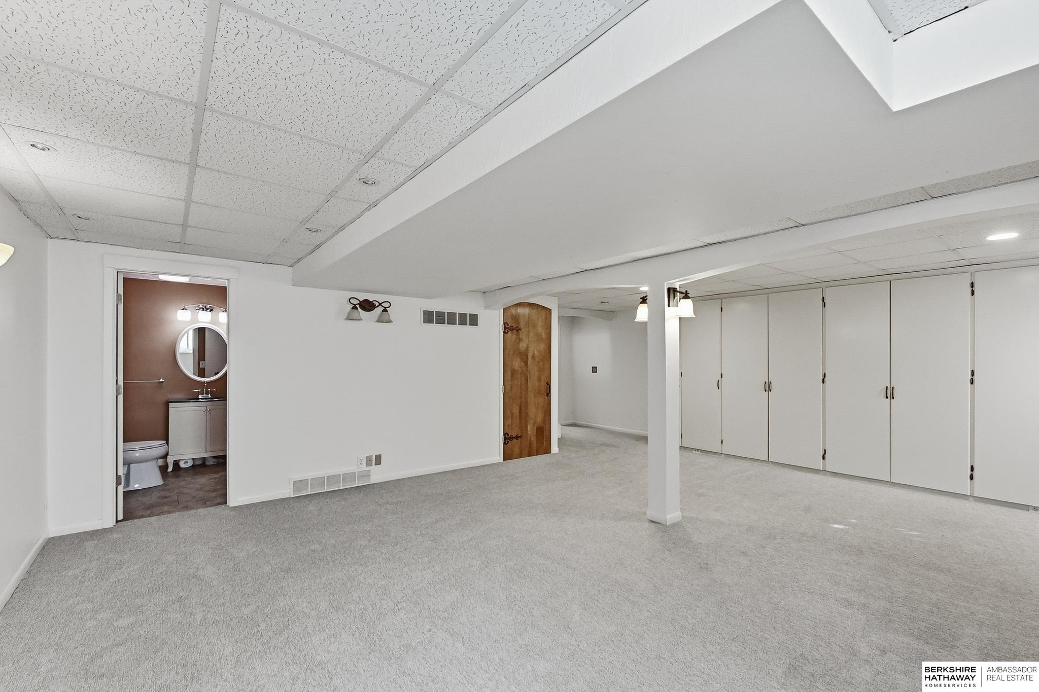 2330 Mayfair Drive