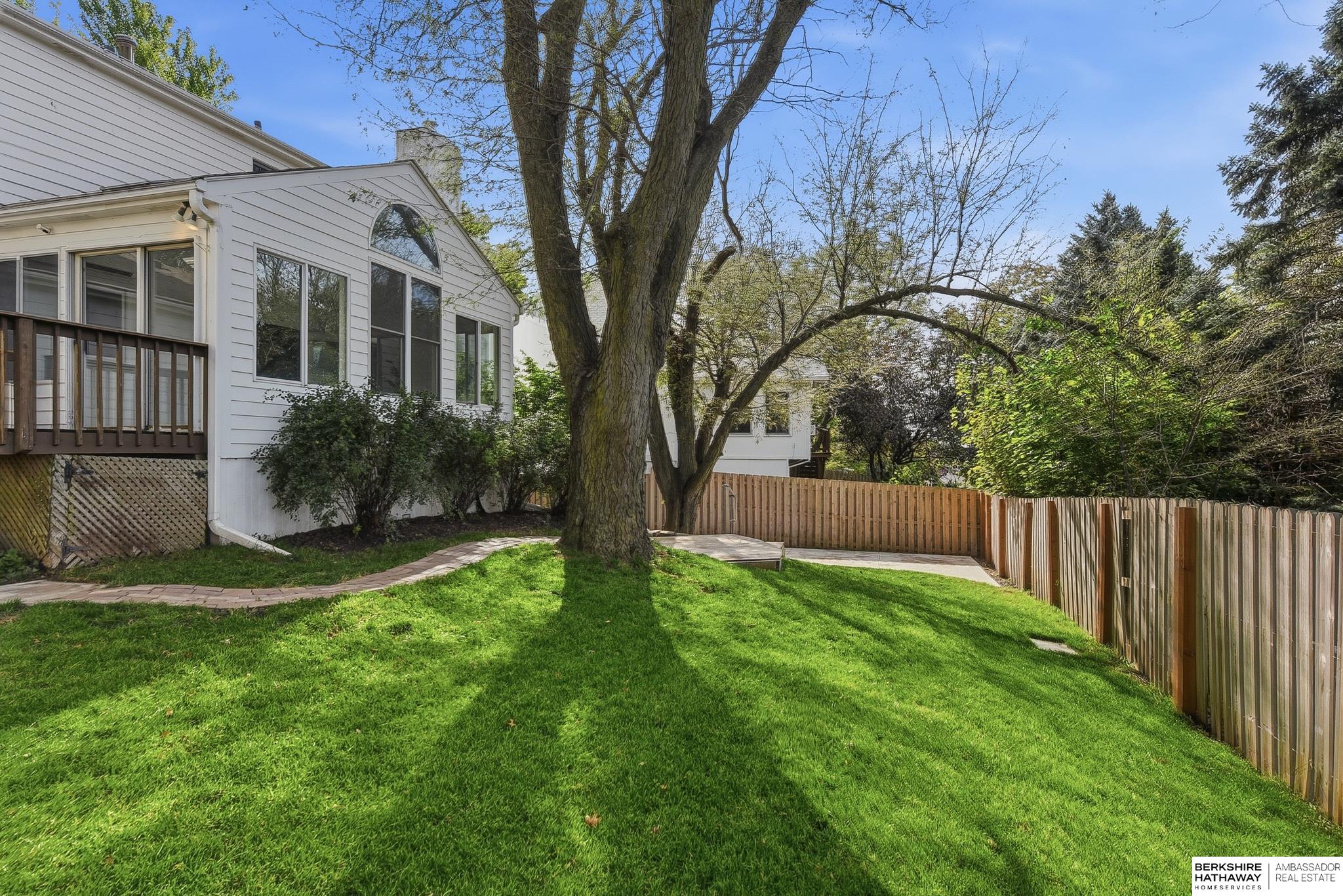 2330 Mayfair Drive