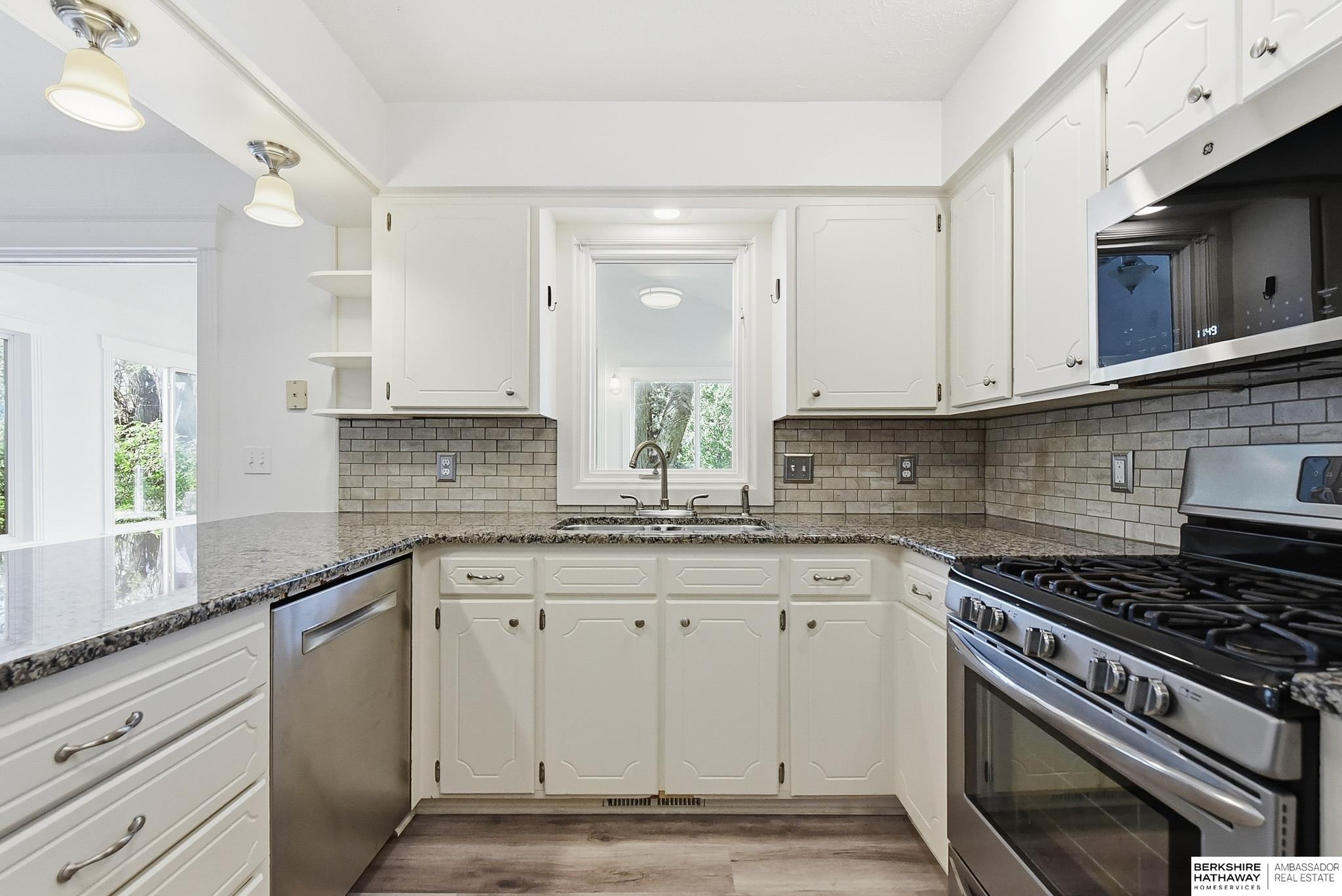 2330 Mayfair Drive