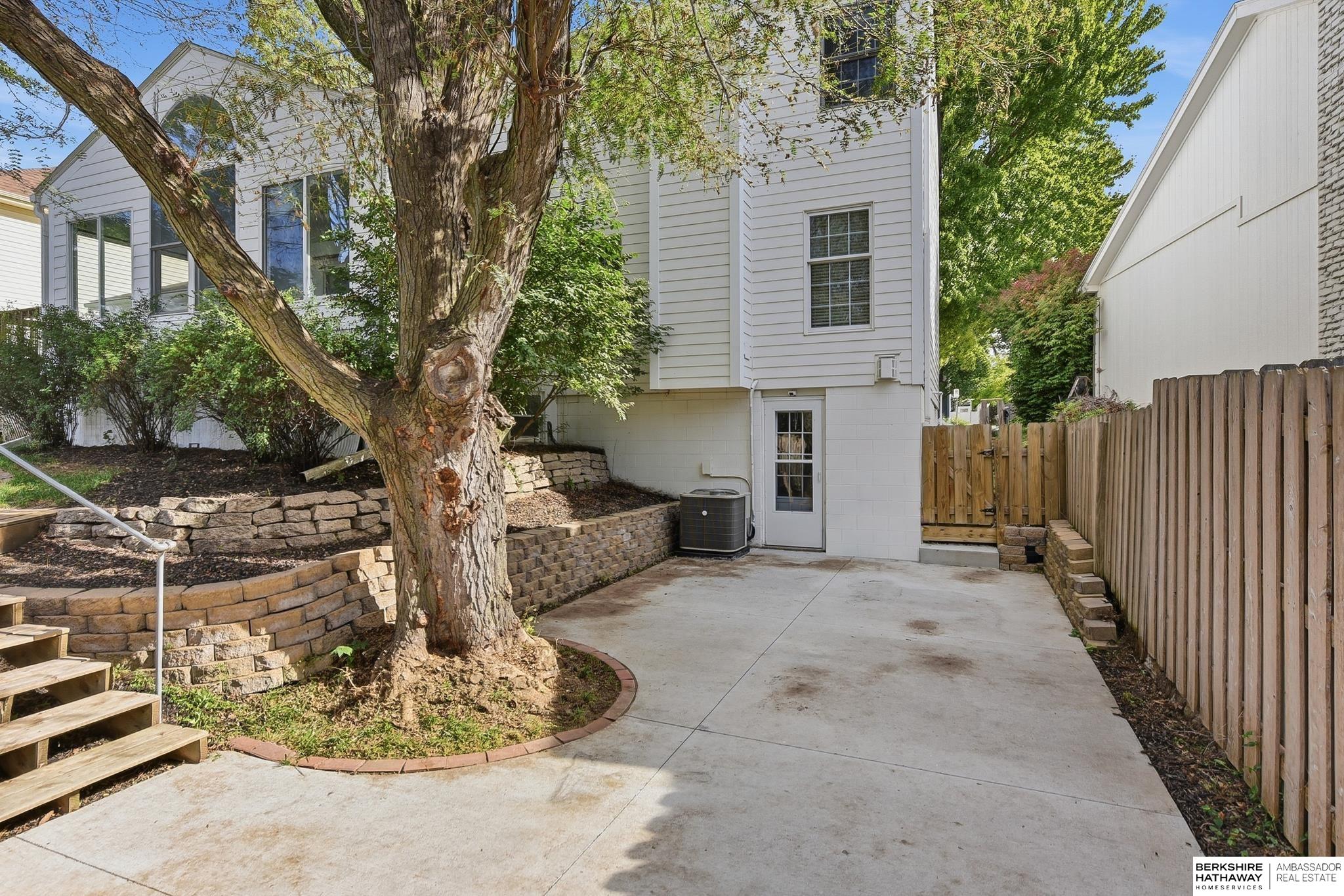2330 Mayfair Drive