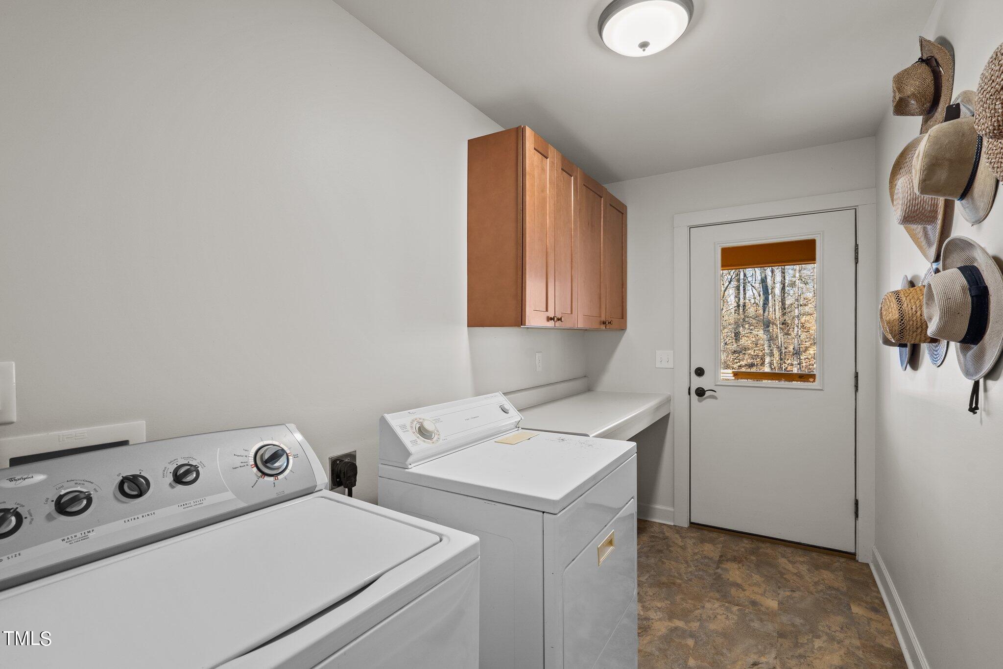 9557 Hester Road