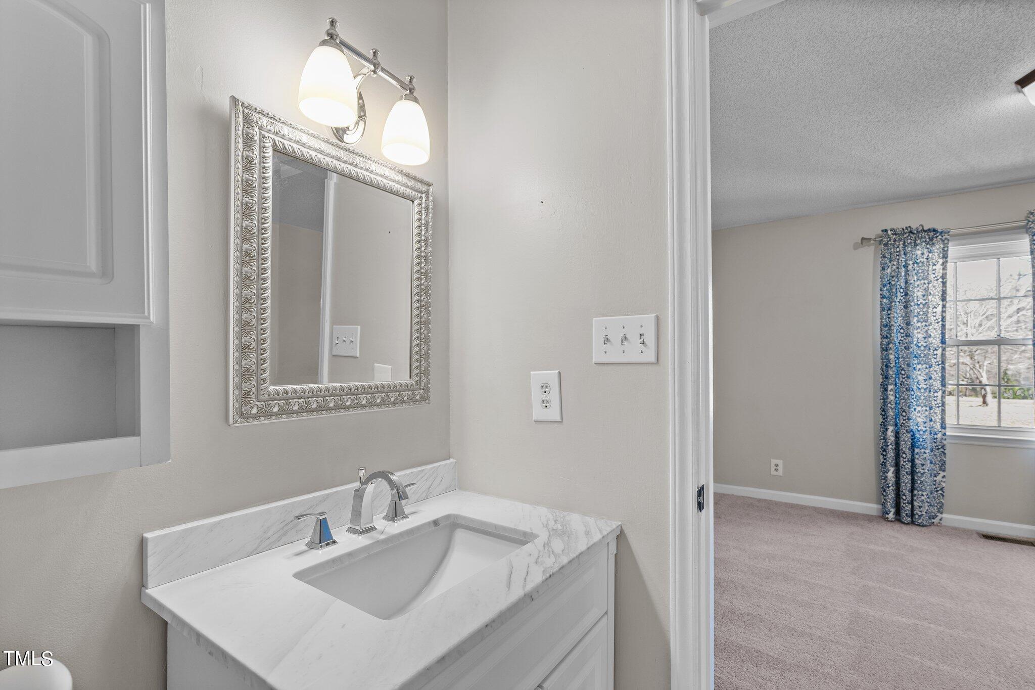 1807 Dimmocks Mill Road