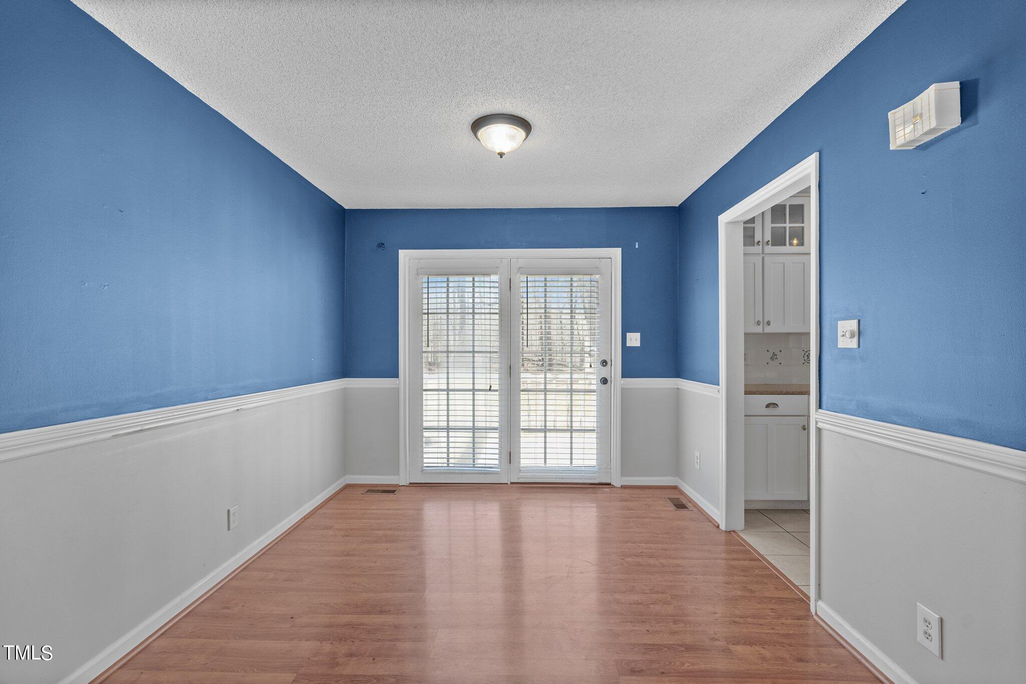 1807 Dimmocks Mill Road