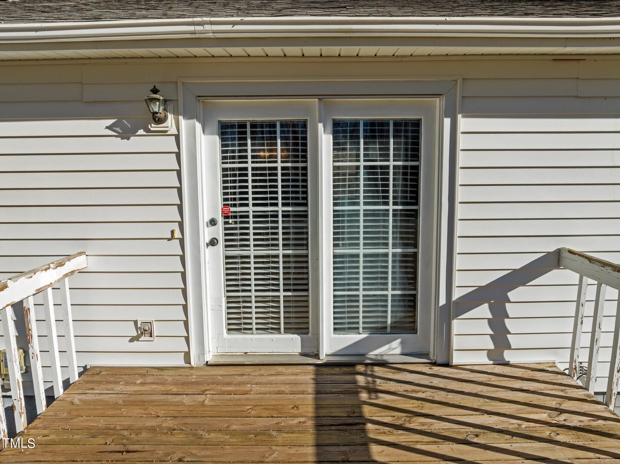 1807 Dimmocks Mill Road