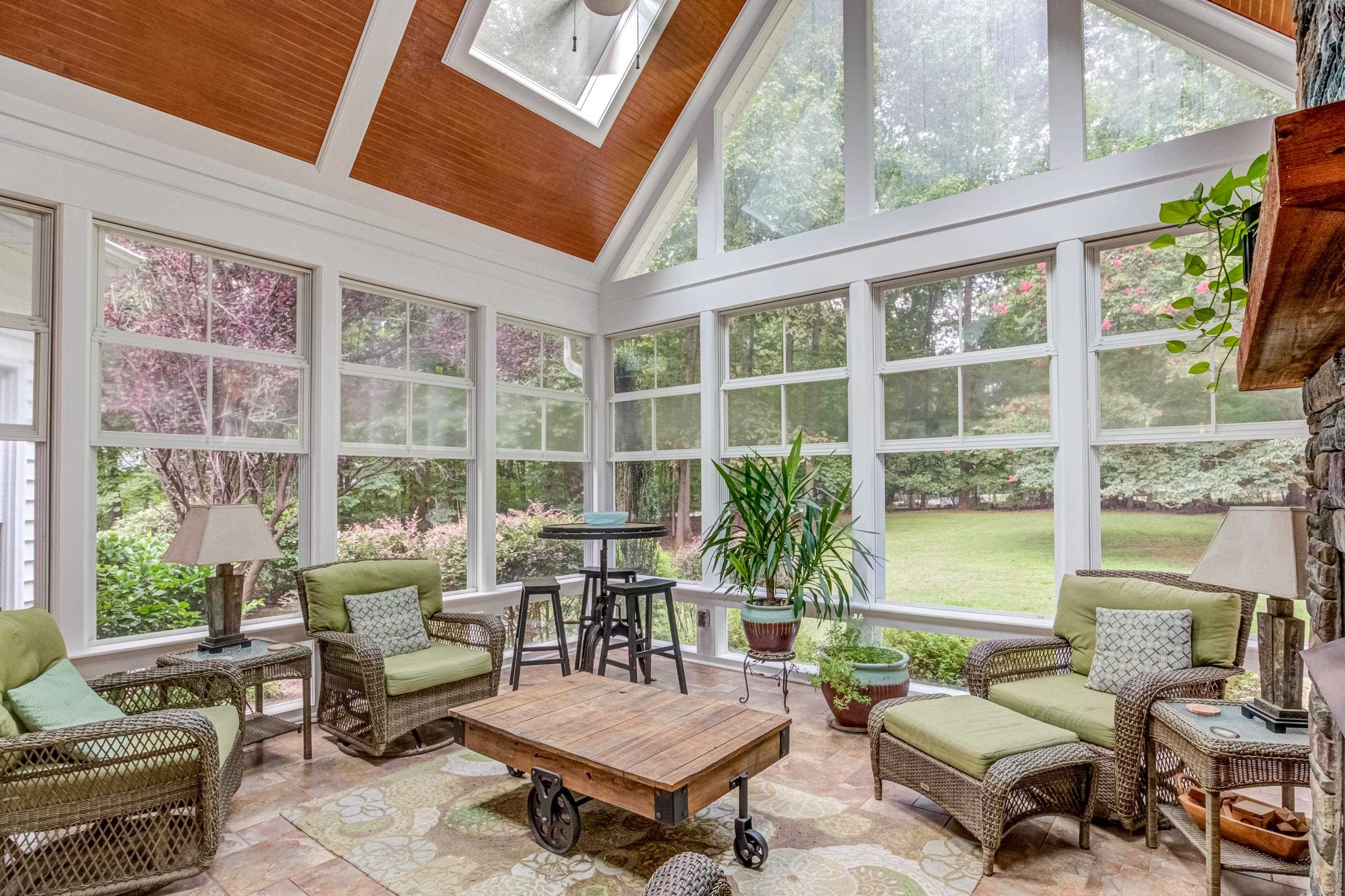 1621 Spring Lily Lane