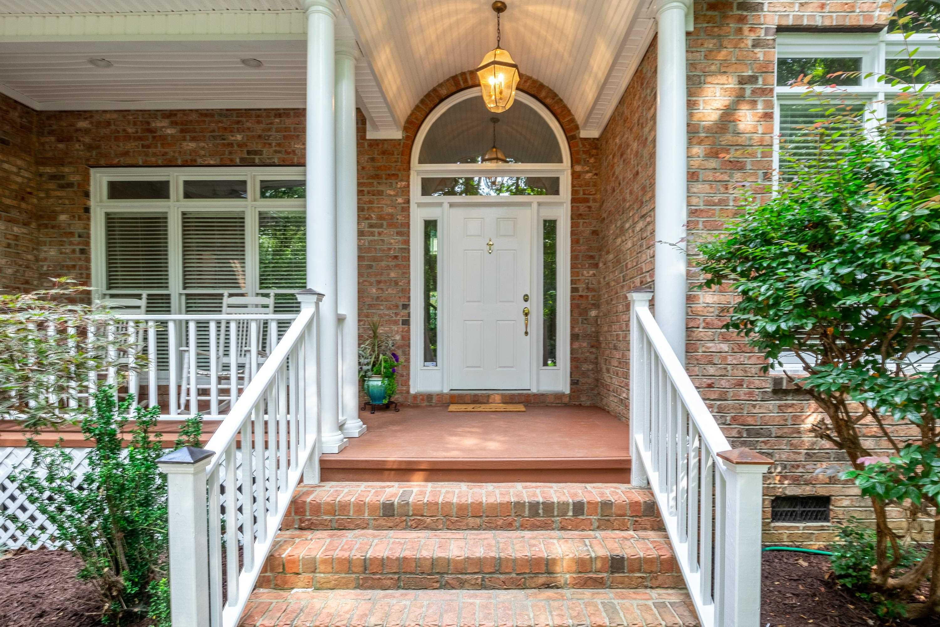 1621 Spring Lily Lane