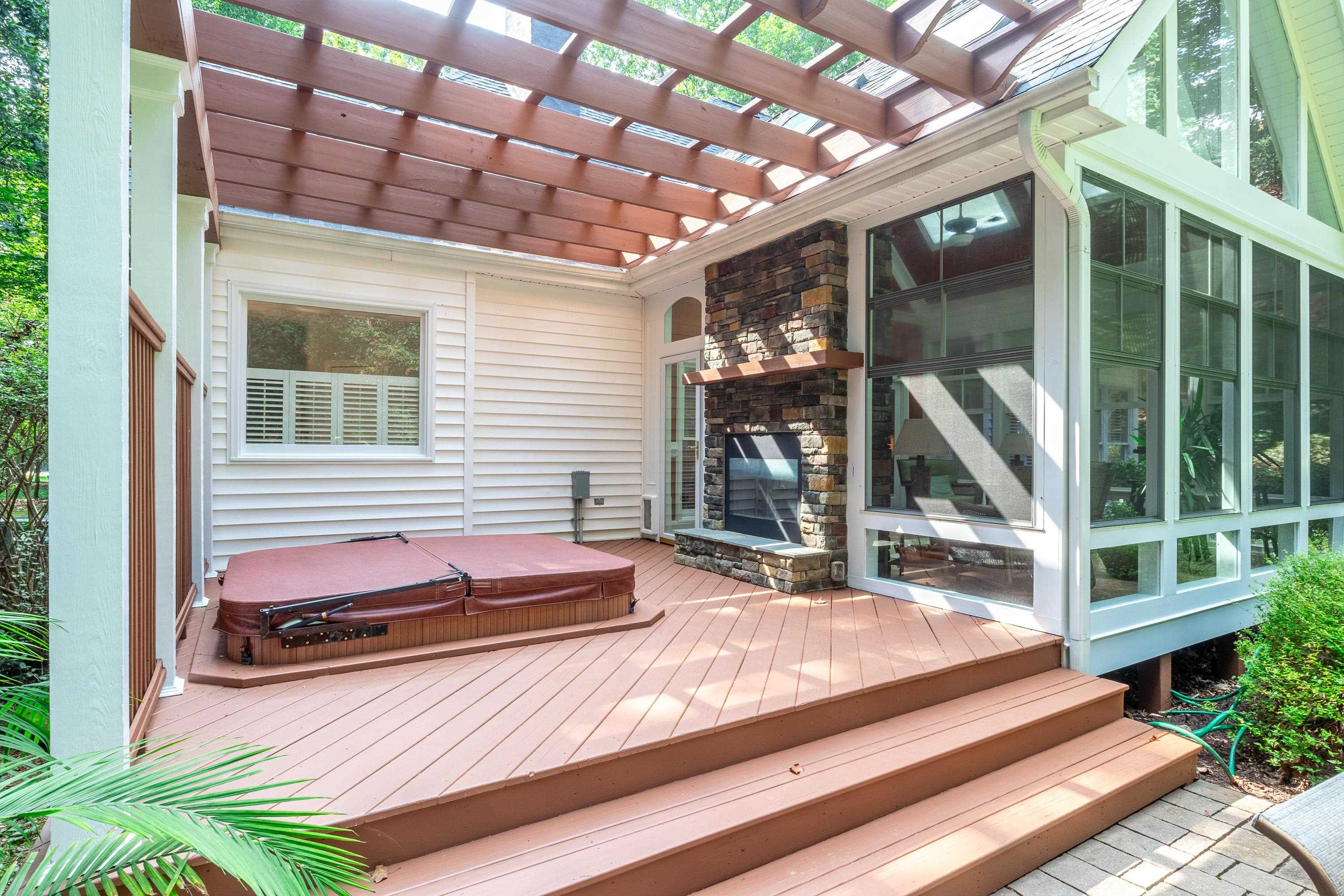 1621 Spring Lily Lane