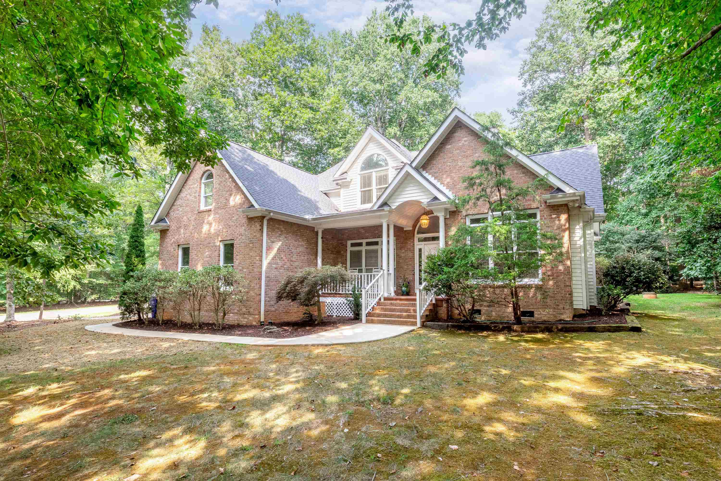 1621 Spring Lily Lane