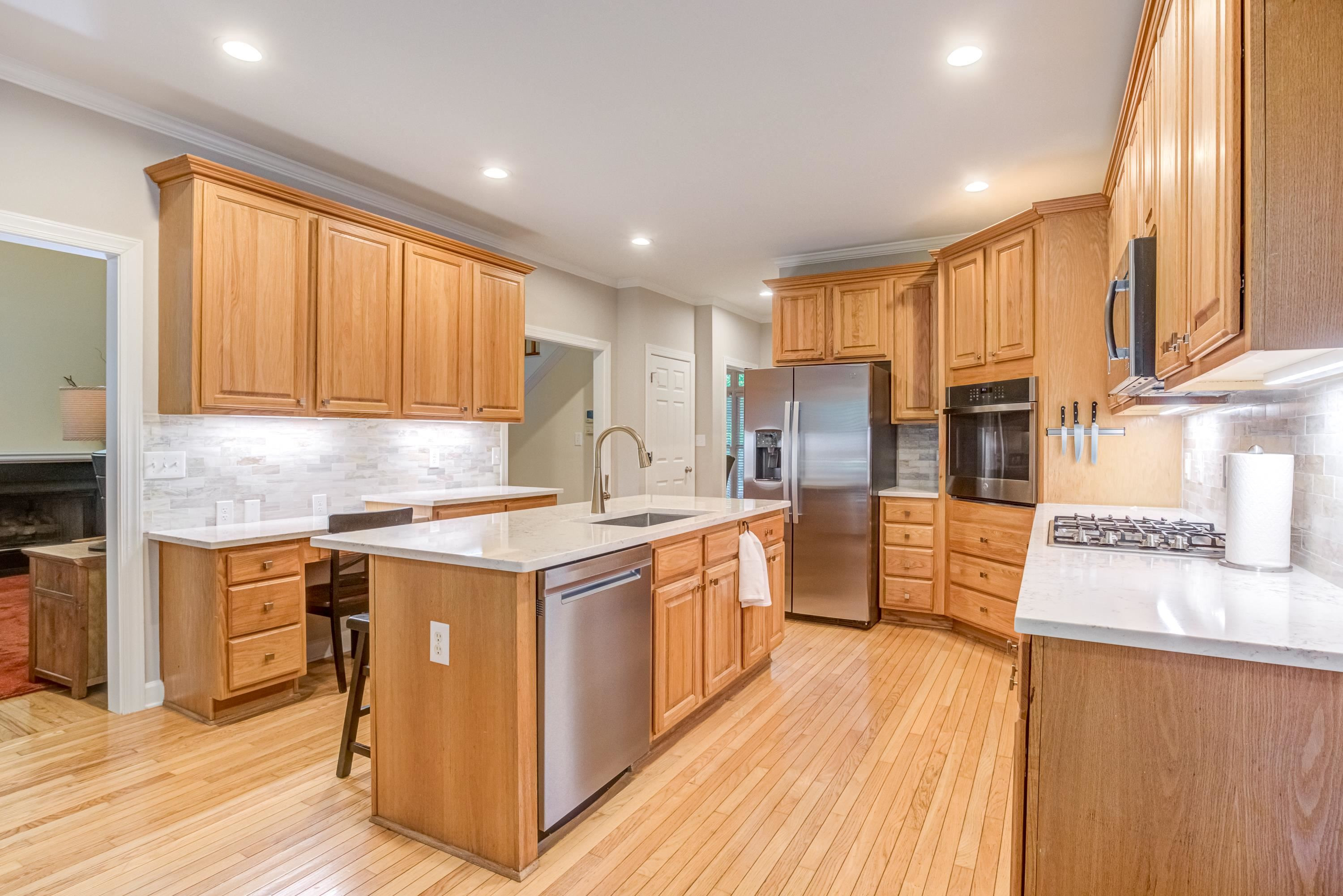 1621 Spring Lily Lane