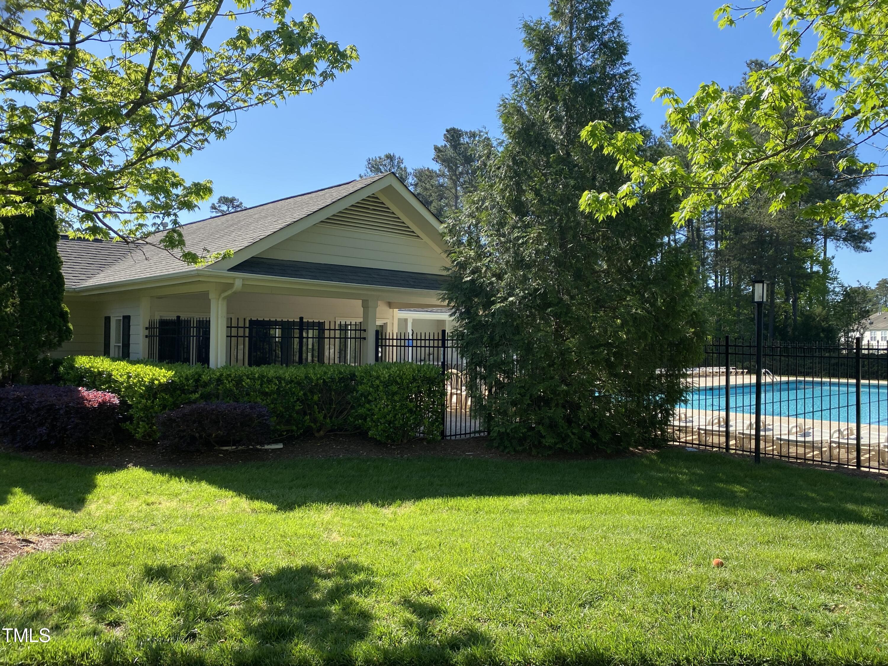 3604 Sugartree Place