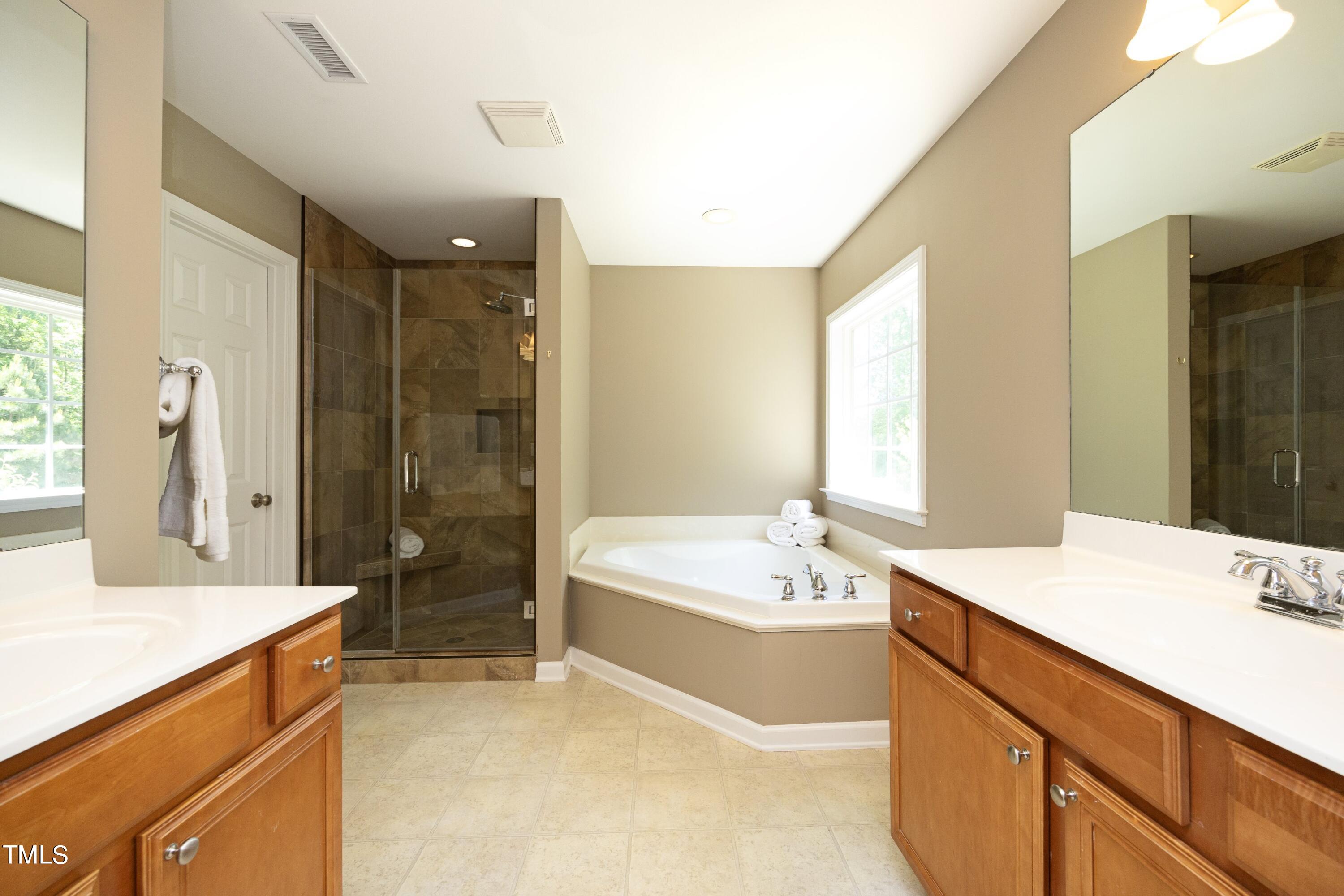 437 Powell Place Lane