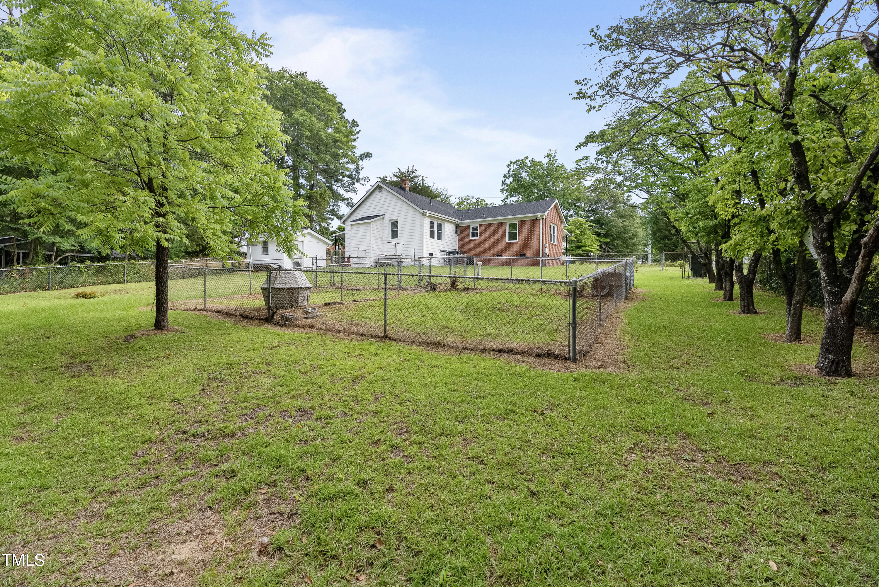 1613 Kendall Drive