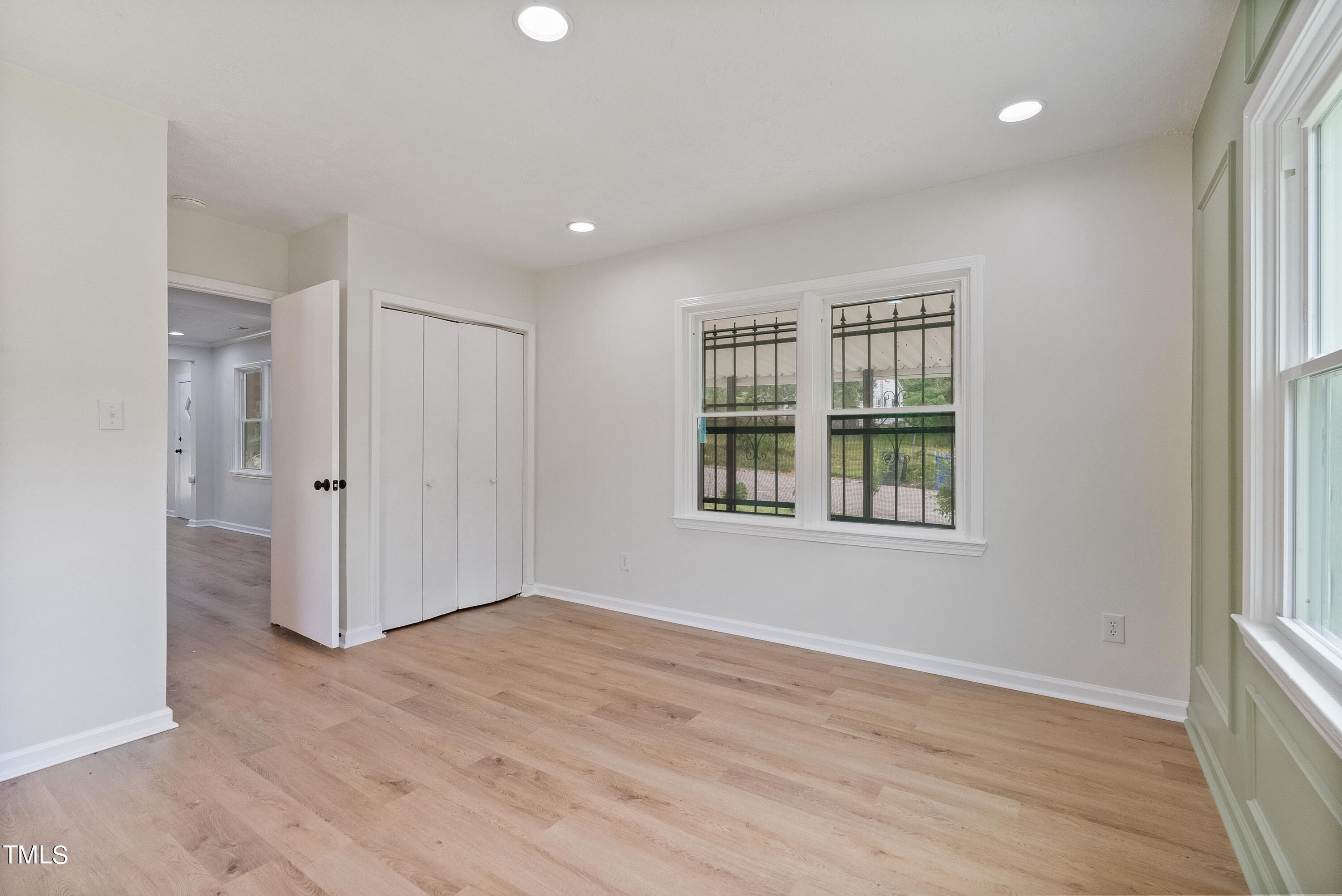 1613 Kendall Drive