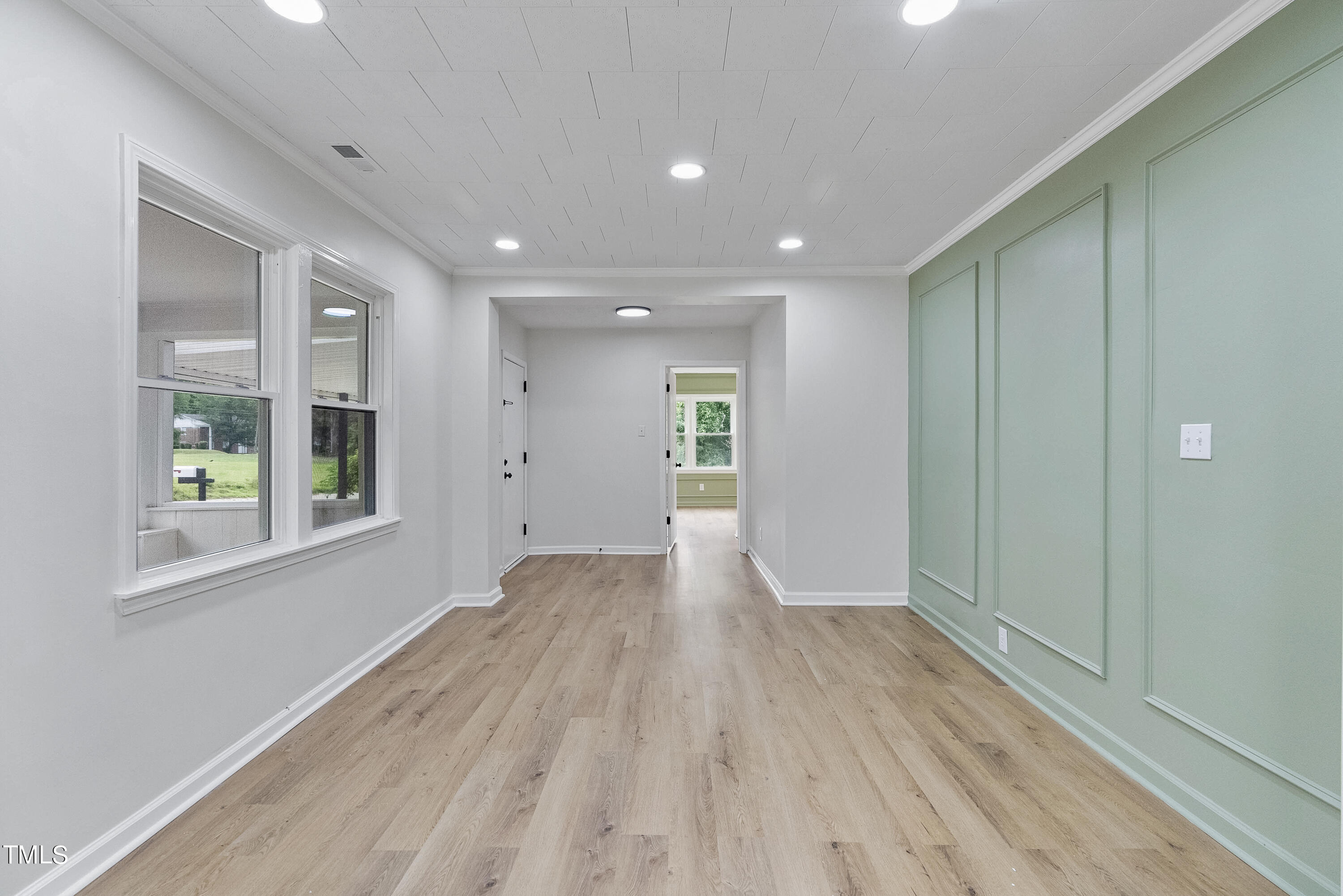 1613 Kendall Drive