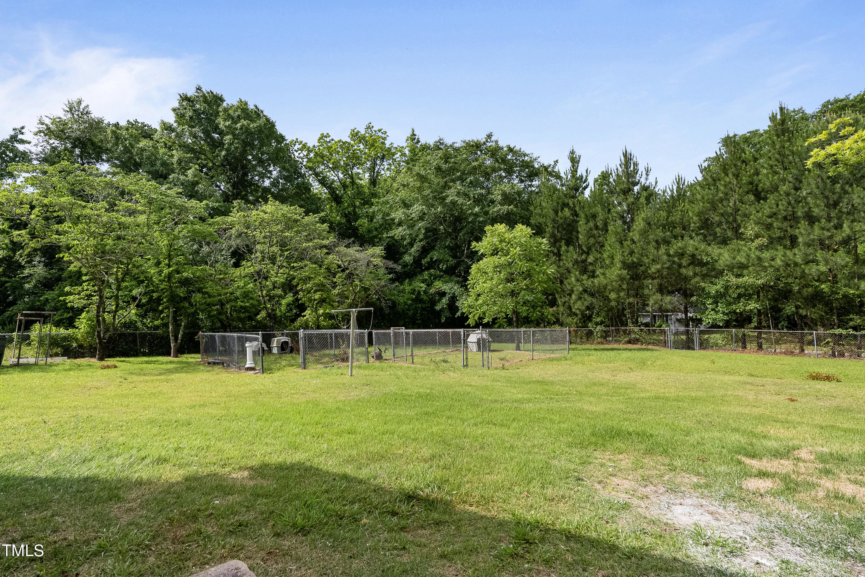1613 Kendall Drive