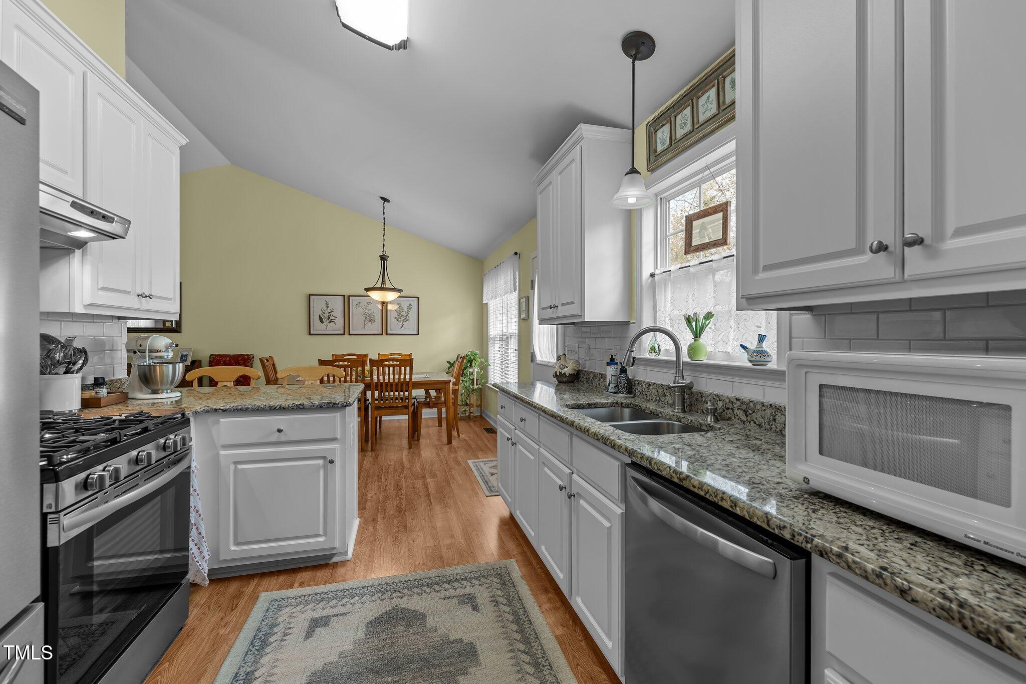 6808 Cottonwood Drive