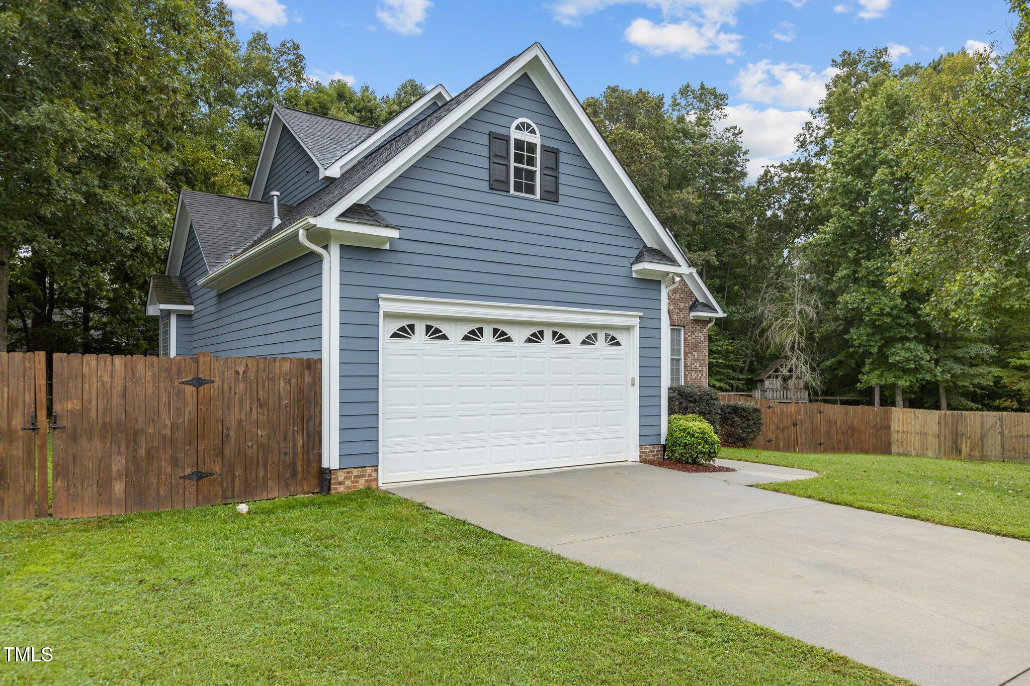 104 Straywick Court