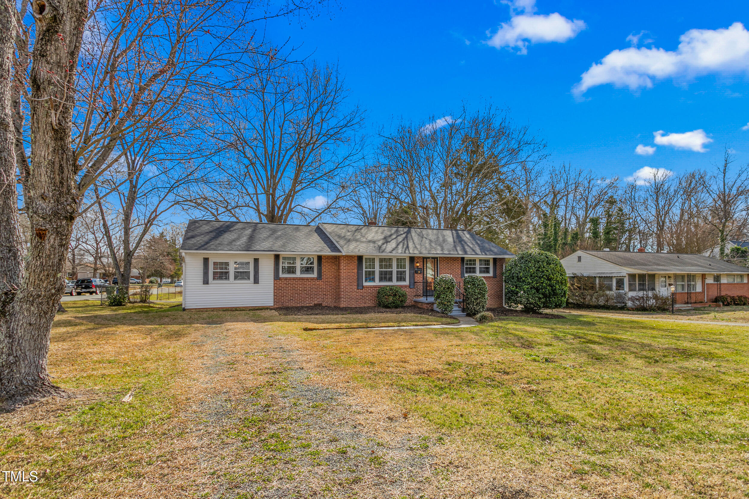 203 Oakgrove Drive