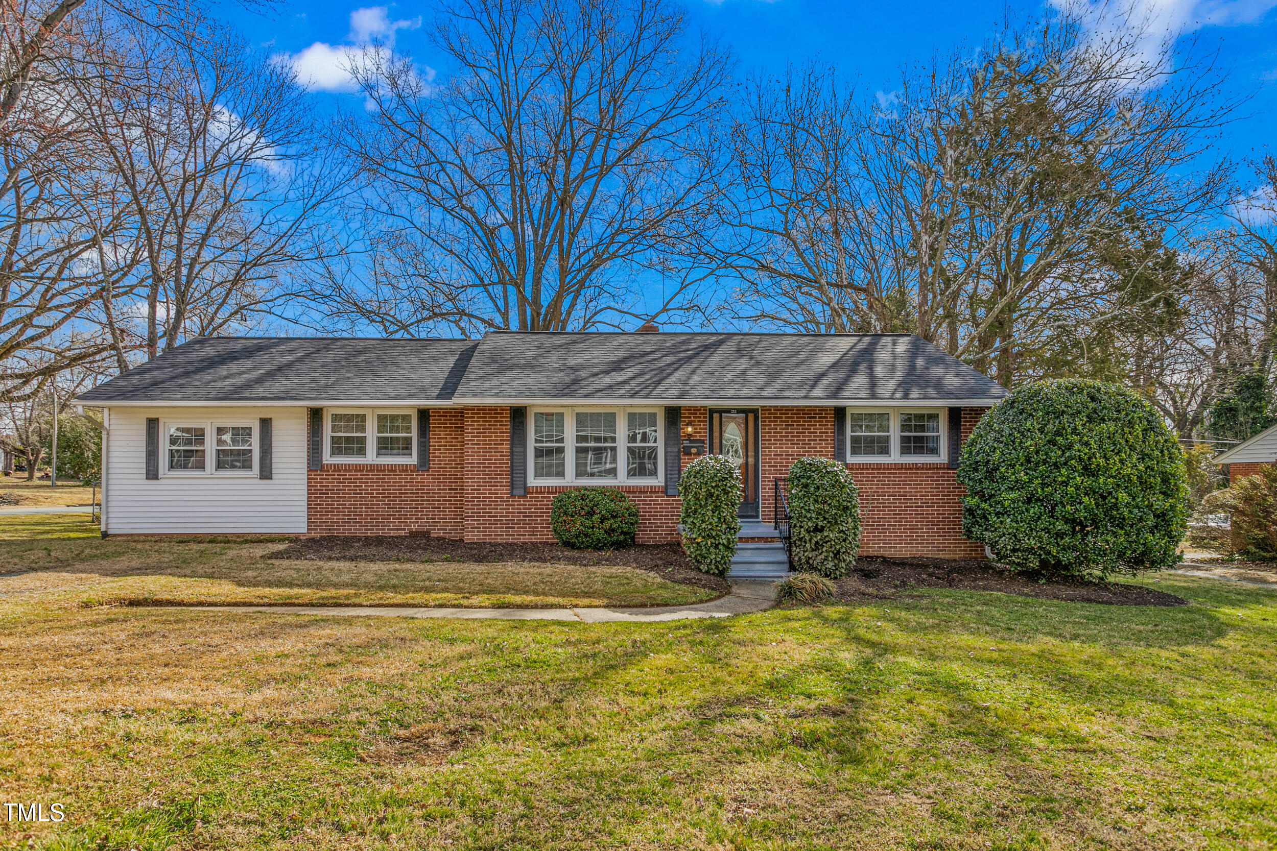 203 Oakgrove Drive