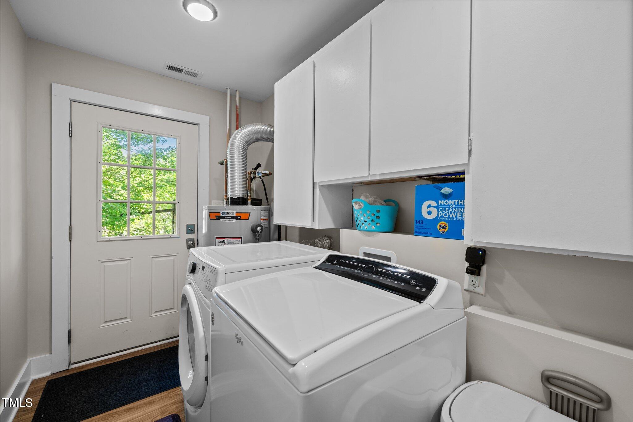 310 N Hassel Street