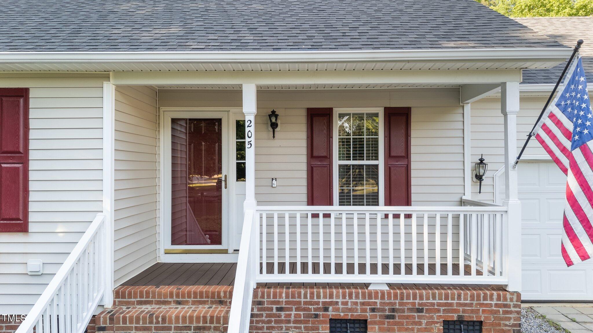 205 Smiths Creek Drive