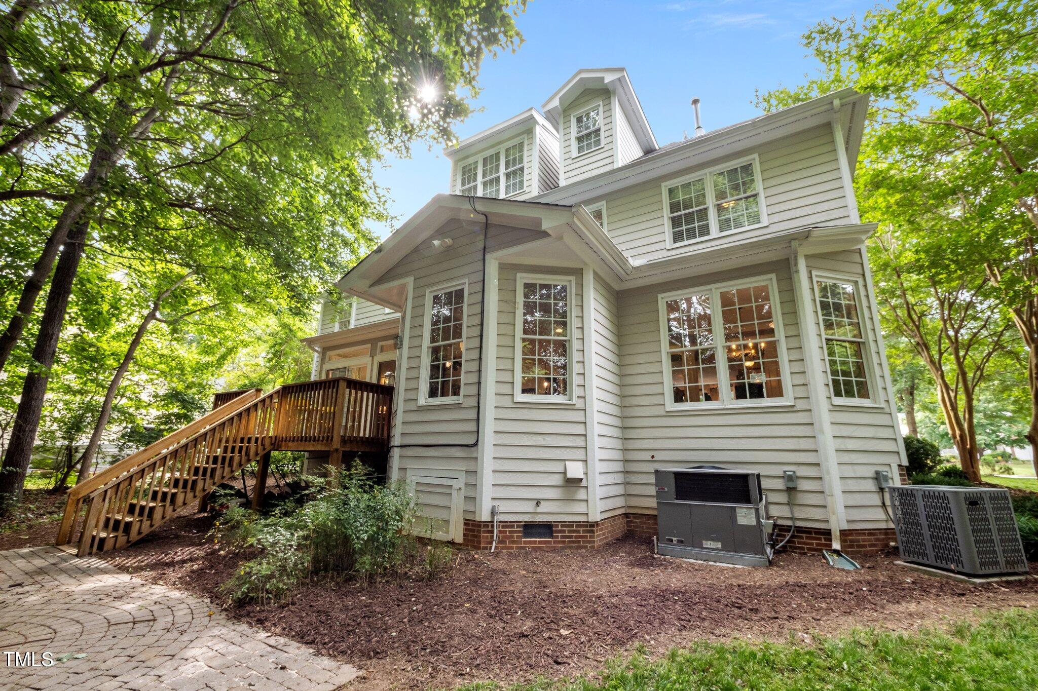1702 McRae Place