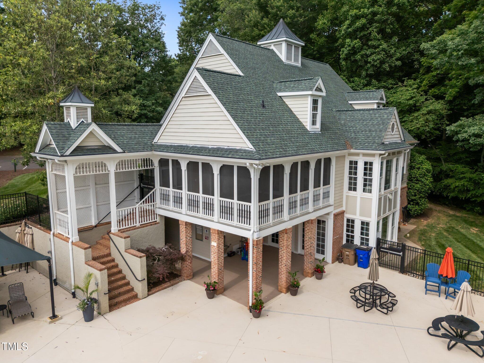 1702 McRae Place